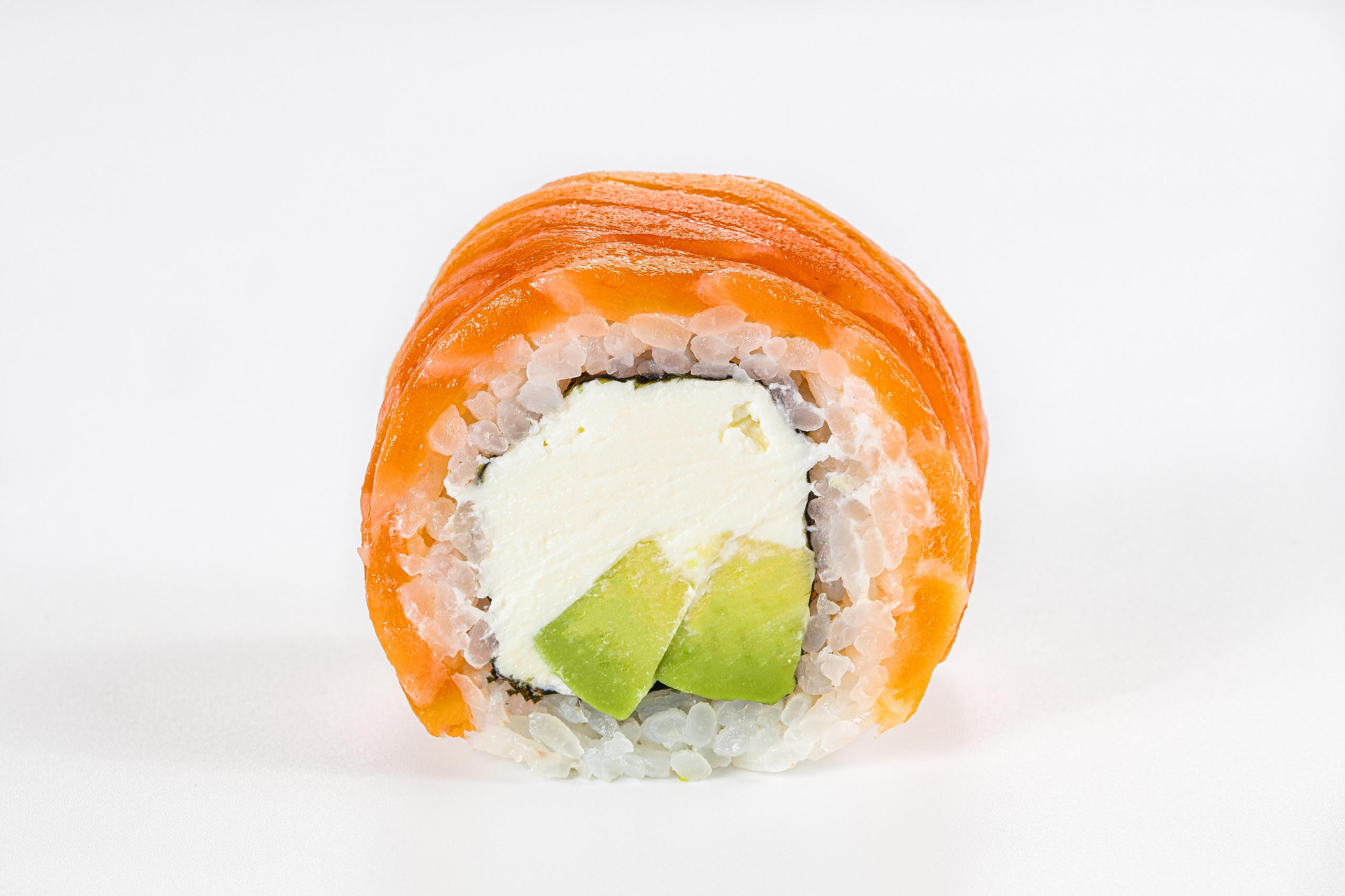 Фотосъемка суши и роллов. Заказ по тел.: +7 (906) 006-90-22. Фуд-фотограф Андрей Старостин — съемка еды в Москве. 9000 руб. в час