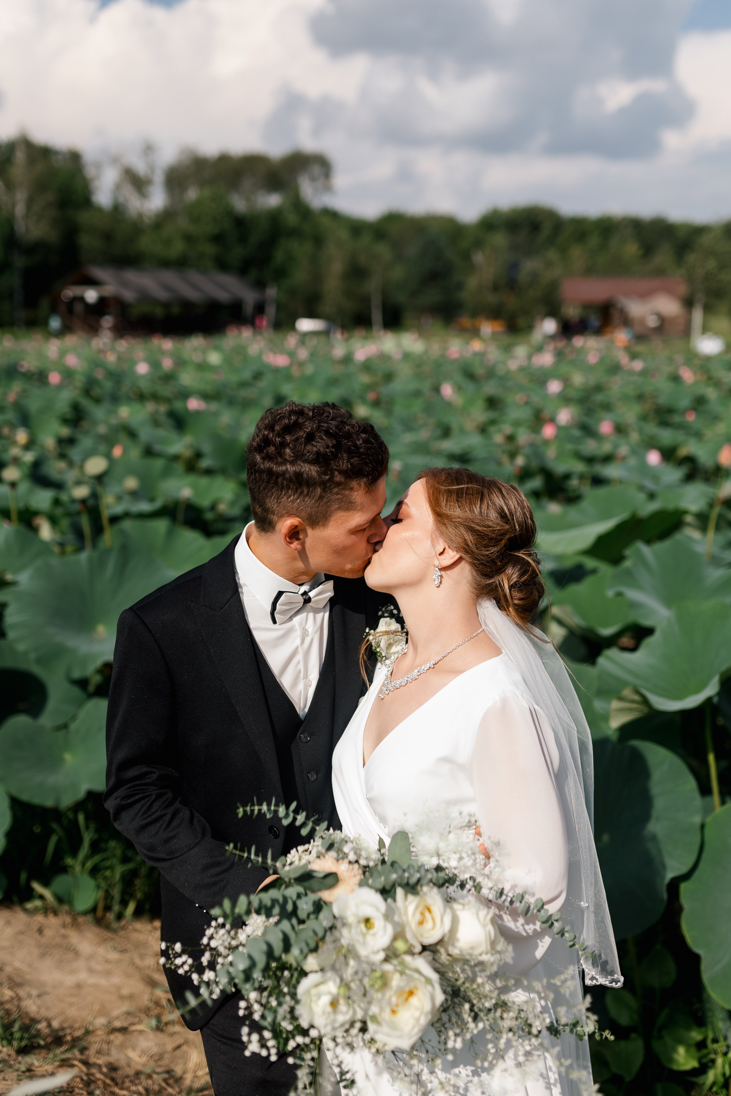 Тимофей и Маргарита. Озеро Лотосов. Венчание в церкви. Свадебный фотограф в Хабаровске