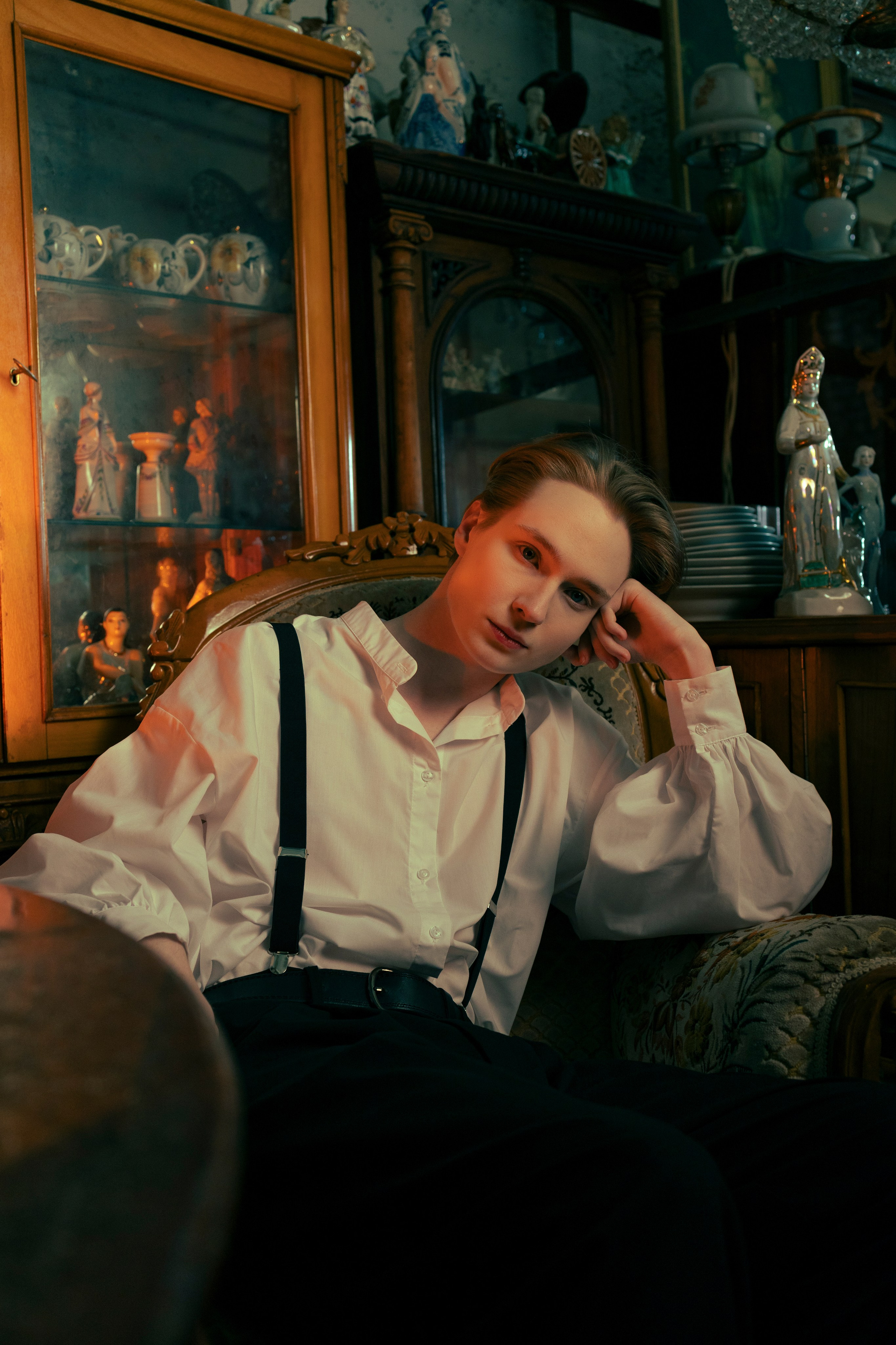 Илья: антиквариат. Фотограф Белов Тимофей | Красноярск