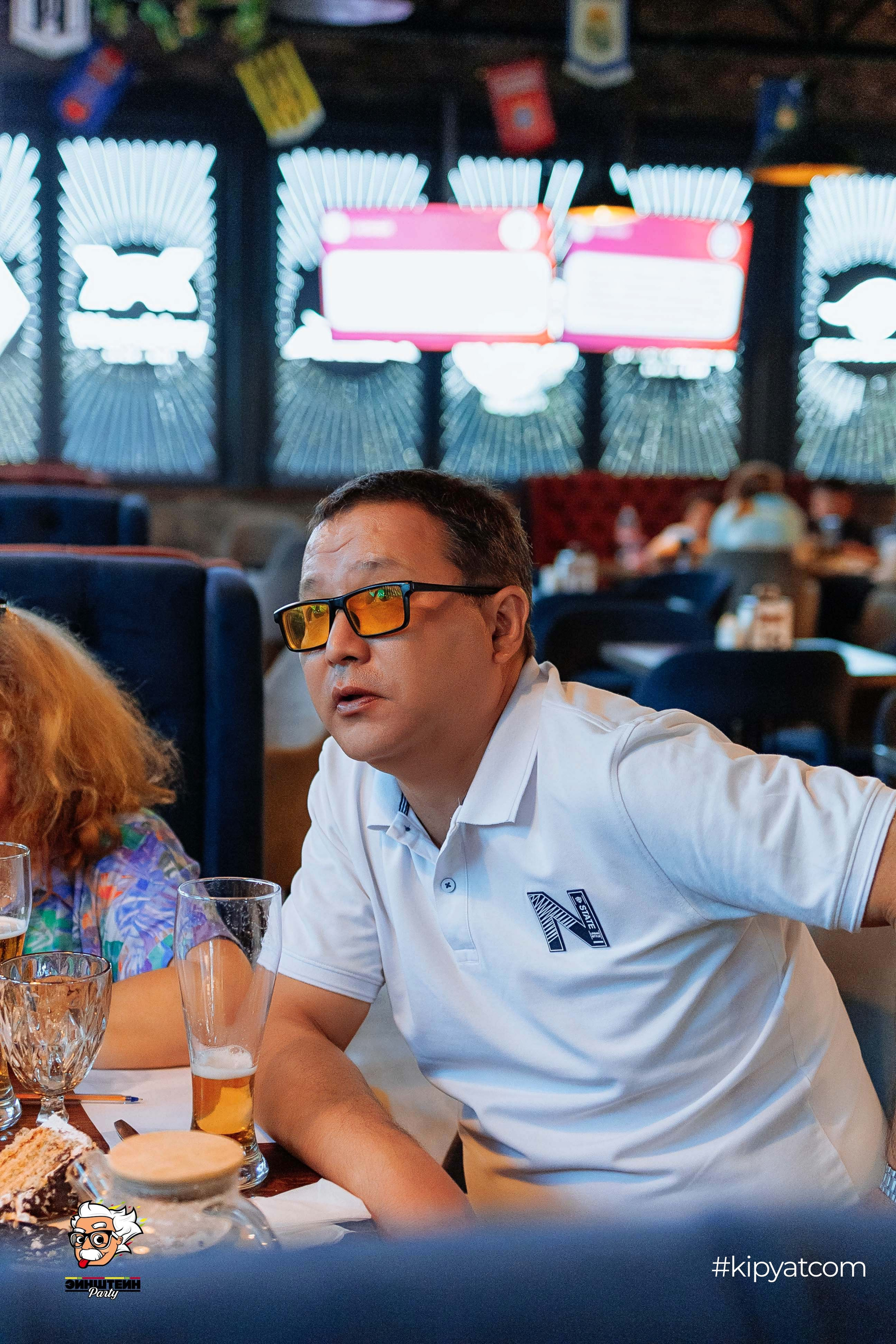 Эйнштейн Party