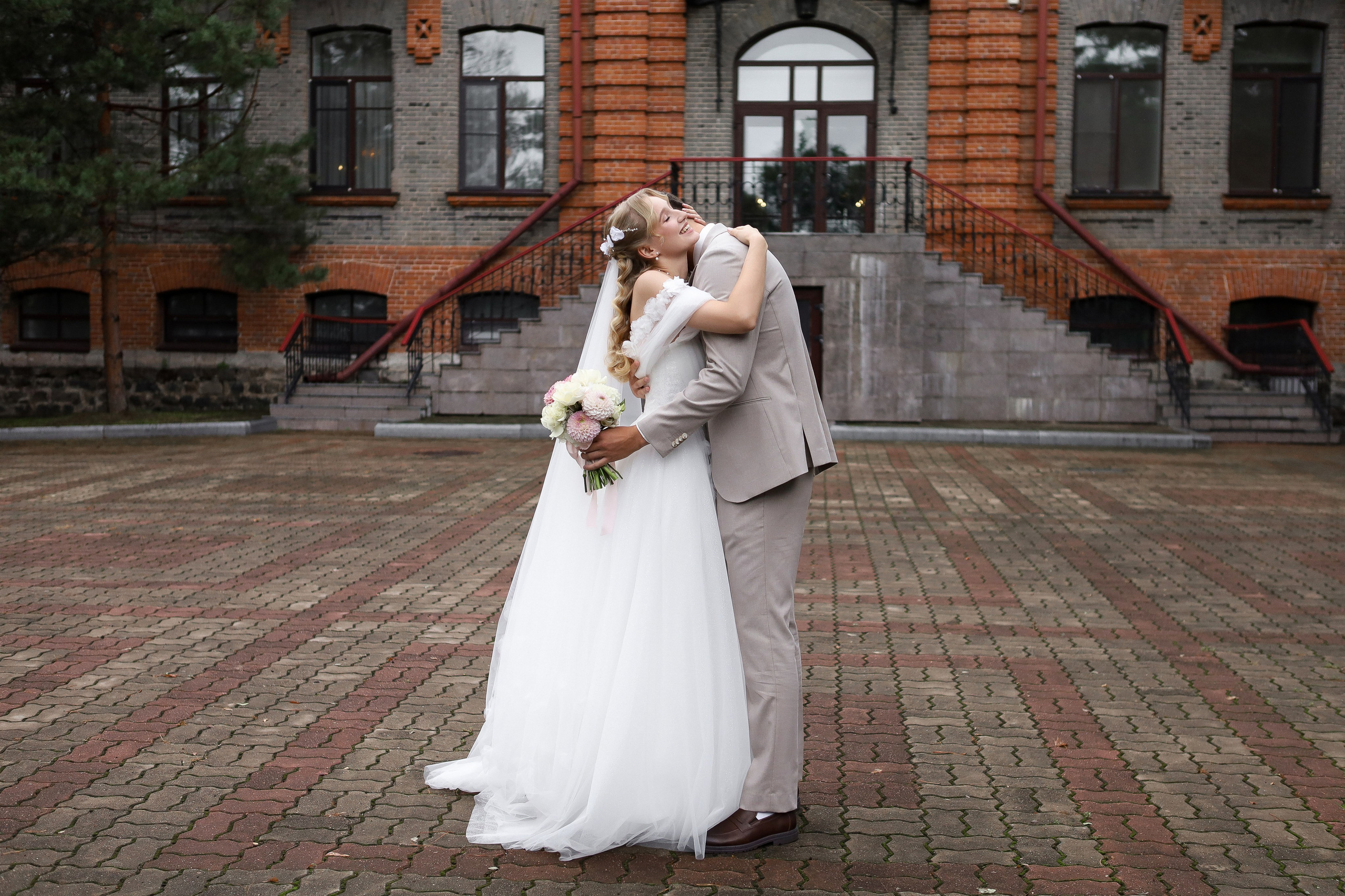 Егор и Алина 16.08.2025. ФОТОГРАФ ХАБАРОВСК АНАСТАСИЯ РАЧЕНКОВА