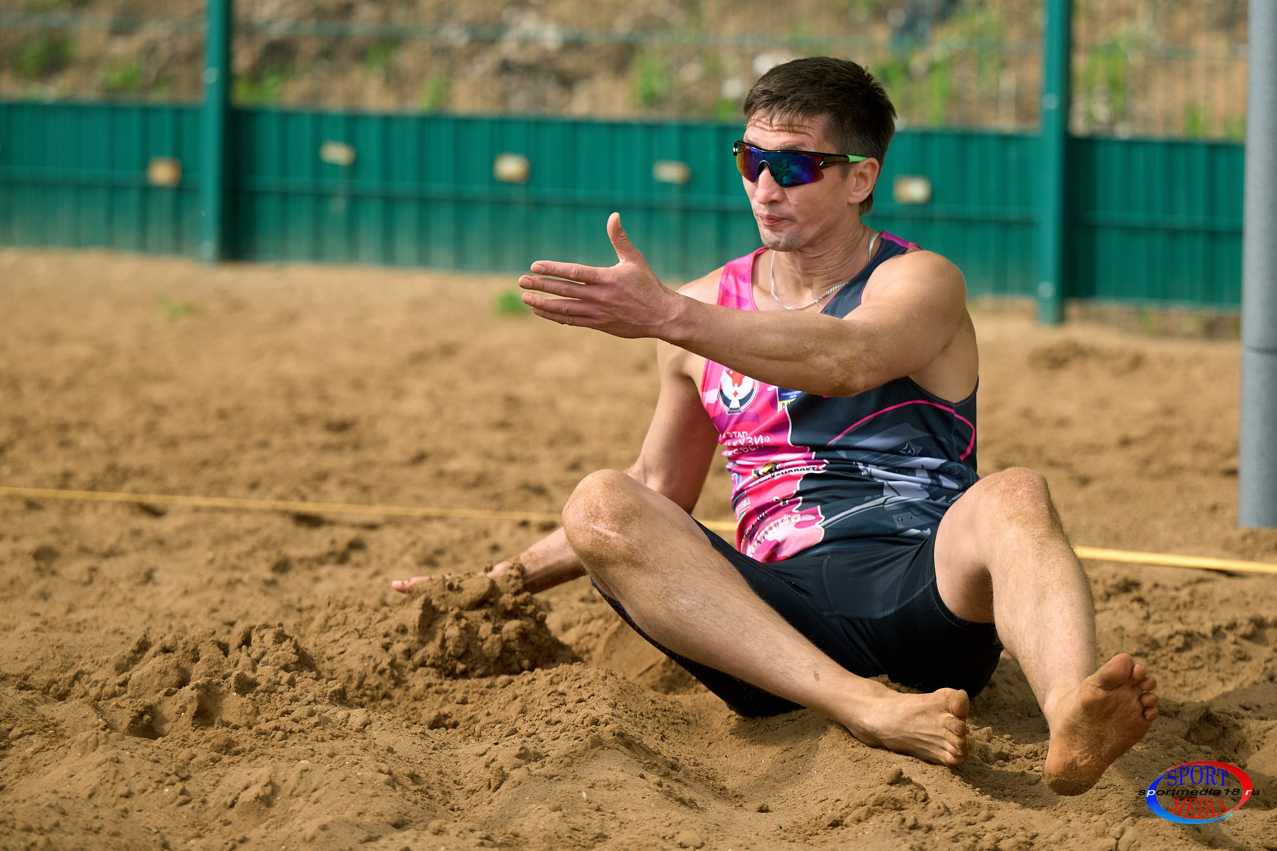Пляжный волейбол. ПРИВОЛЖСКАЯ ЛИГА MIXT Ижевск 18.05.2025. Спортивный репортажный фотограф в Ижевске Сергей Мерзляков