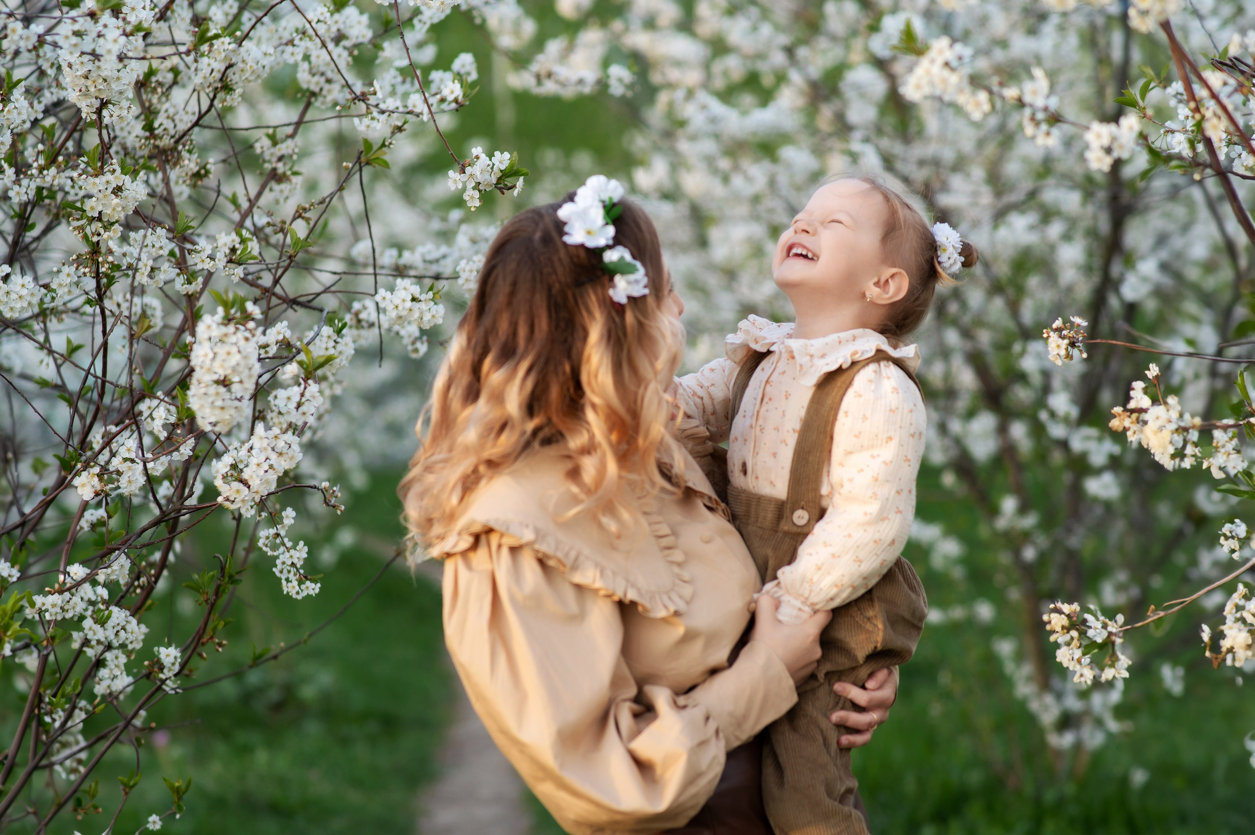 Цветущие сады. Детский и семейный фотограф Москва Рязань