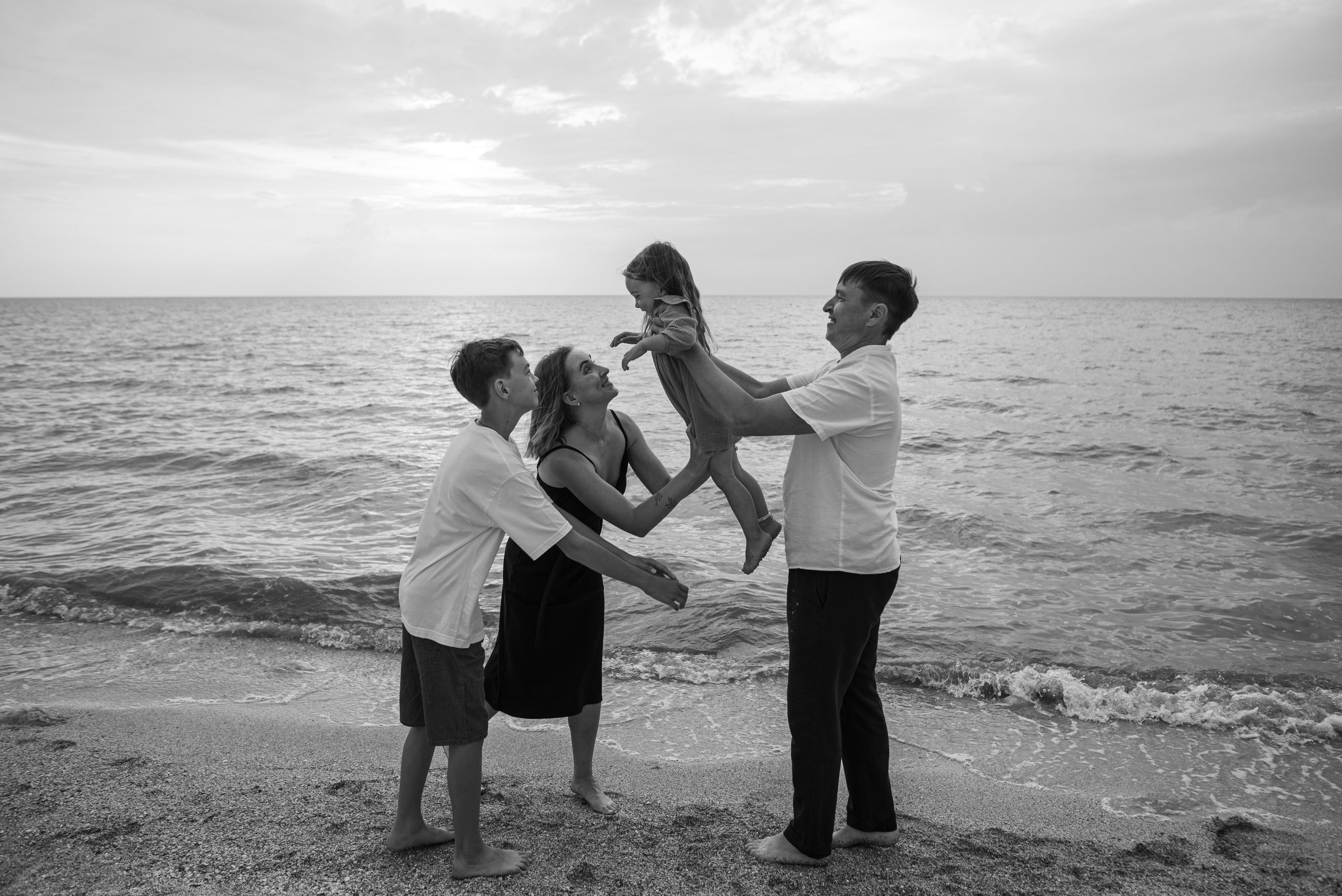 Прогулка на косе. Детский и семейный фотограф выпускной альбом Приморско-Ахтарск