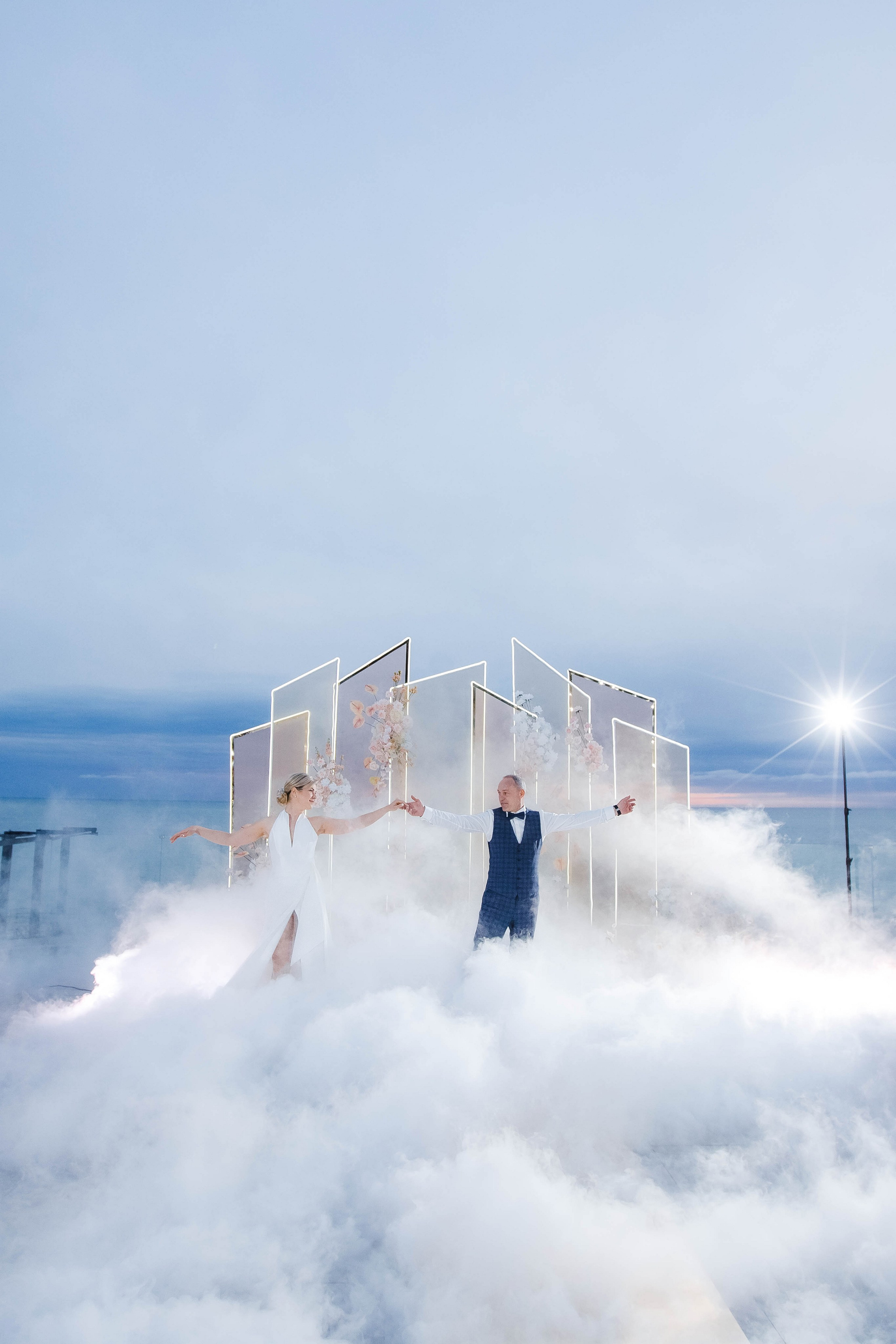 Выездная регистрация в Сочи с видом на море. Свадебный фотограф в Абхазии, Сухум, Гагра, Сочи