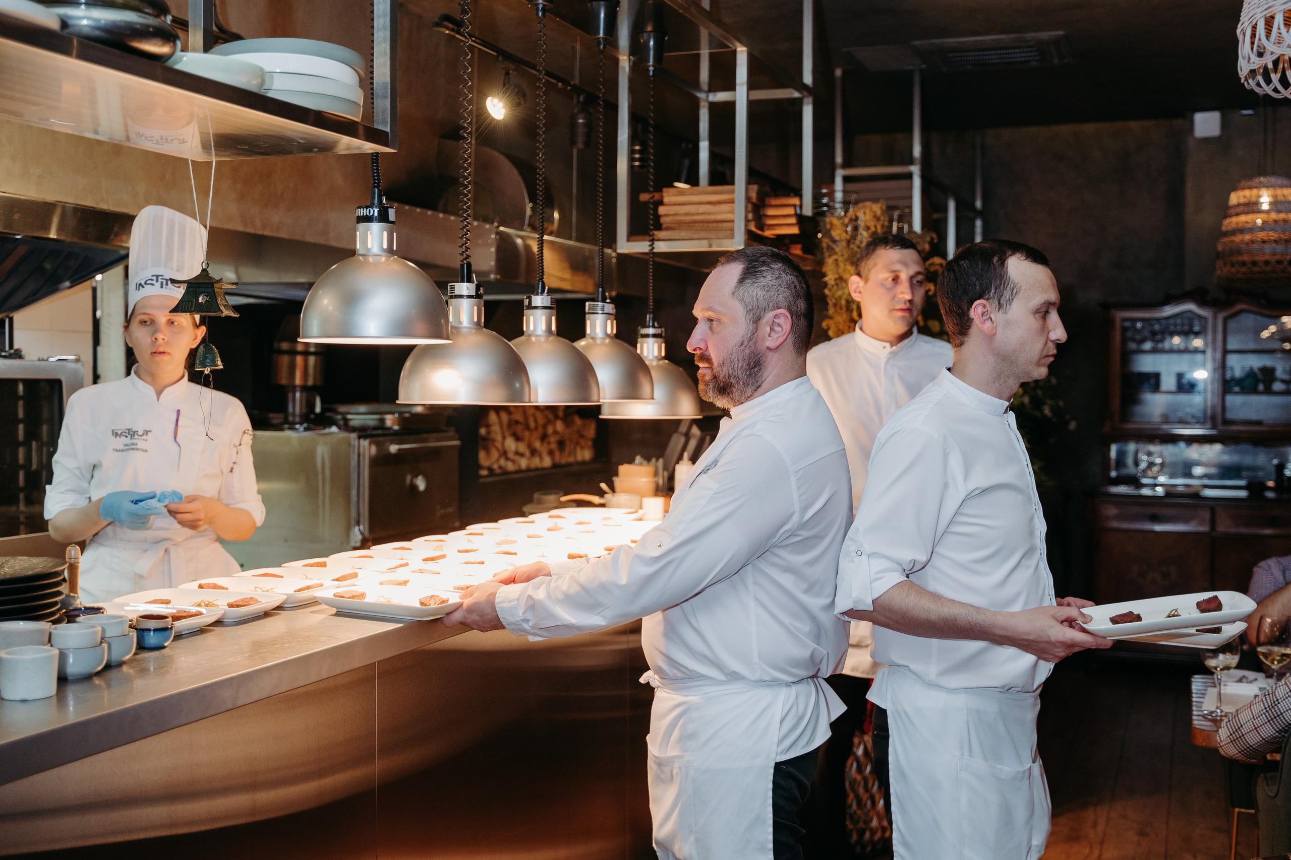 Открытый ужин с Mishlen Шеф Поварами. Репортажный и свадебный фотограф в Москве Рая Небогатова