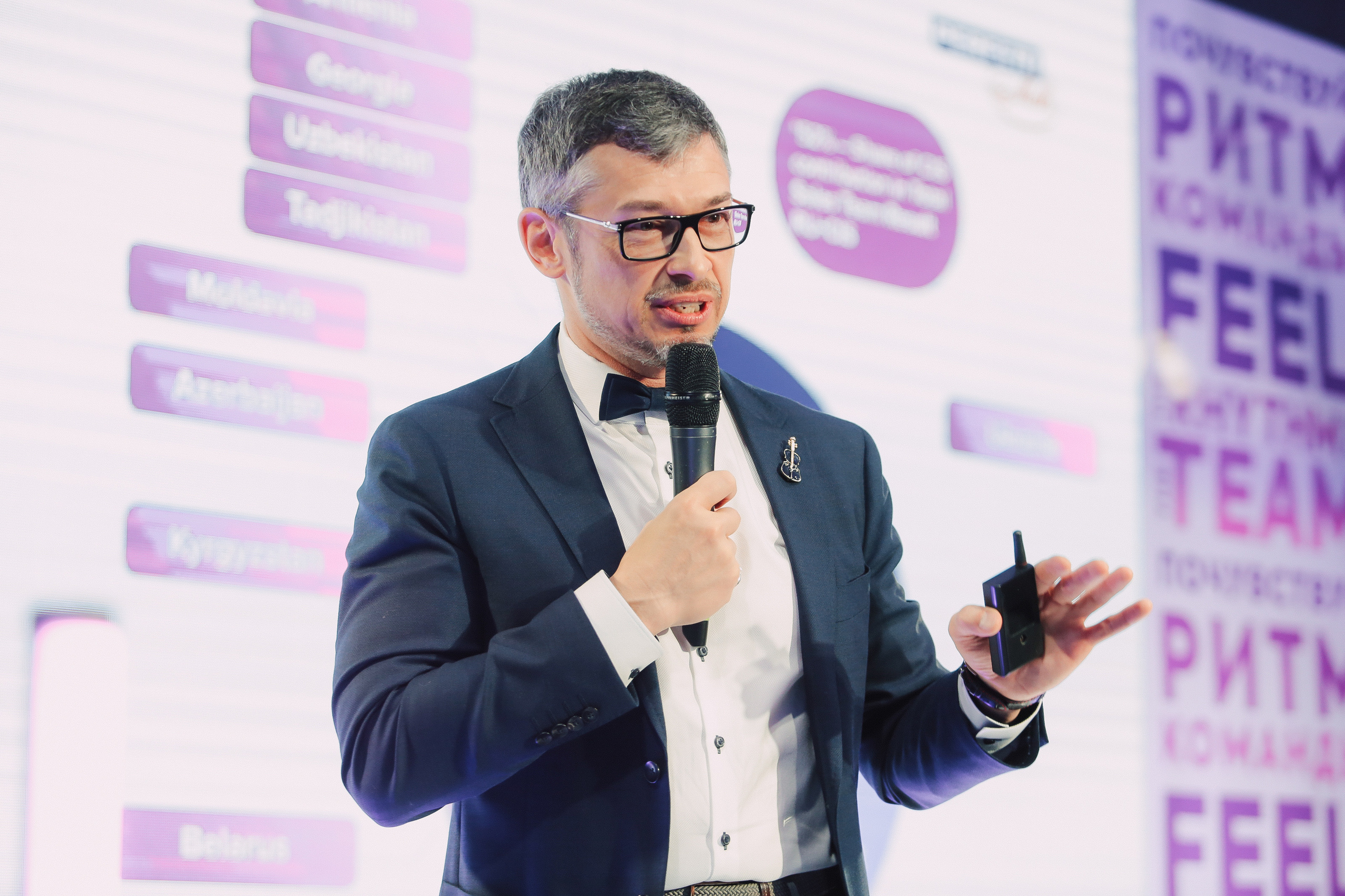 Forums and seminars. Photographer Michael Alekseev