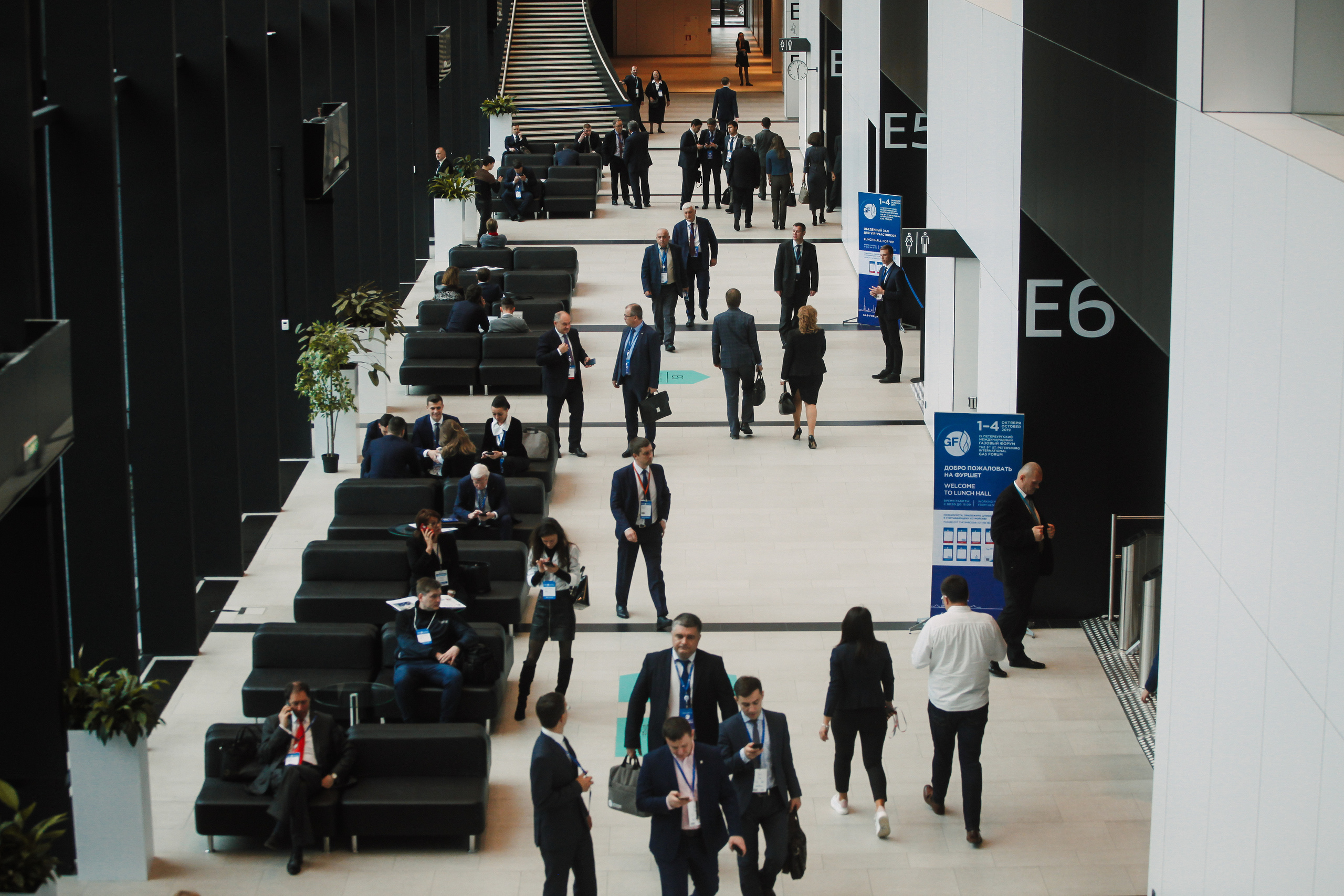 Forums and seminars. Photographer Michael Alekseev