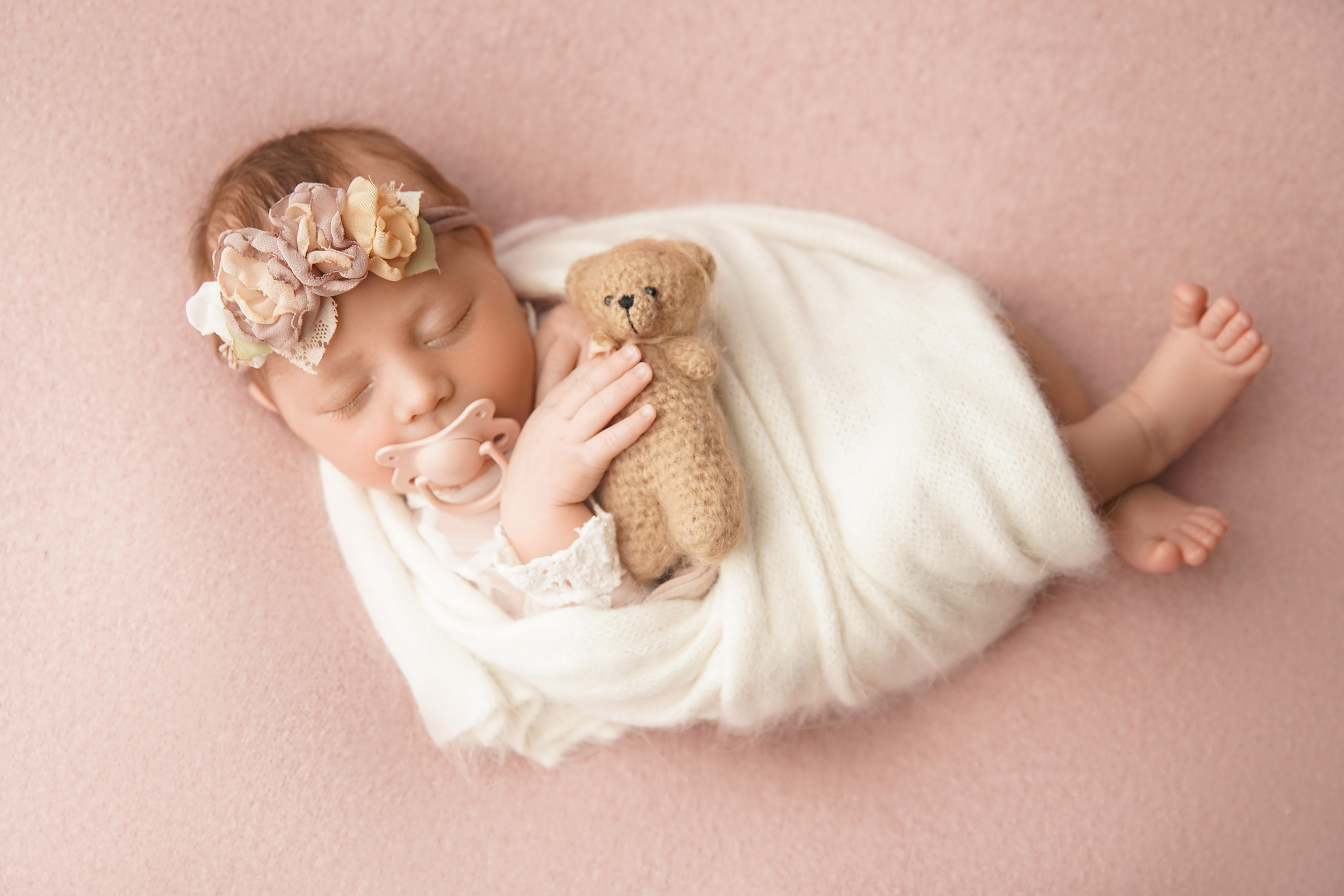 Девочки. Фотограф новорожденных. Семейный и детский фотограф в городе Сургуте