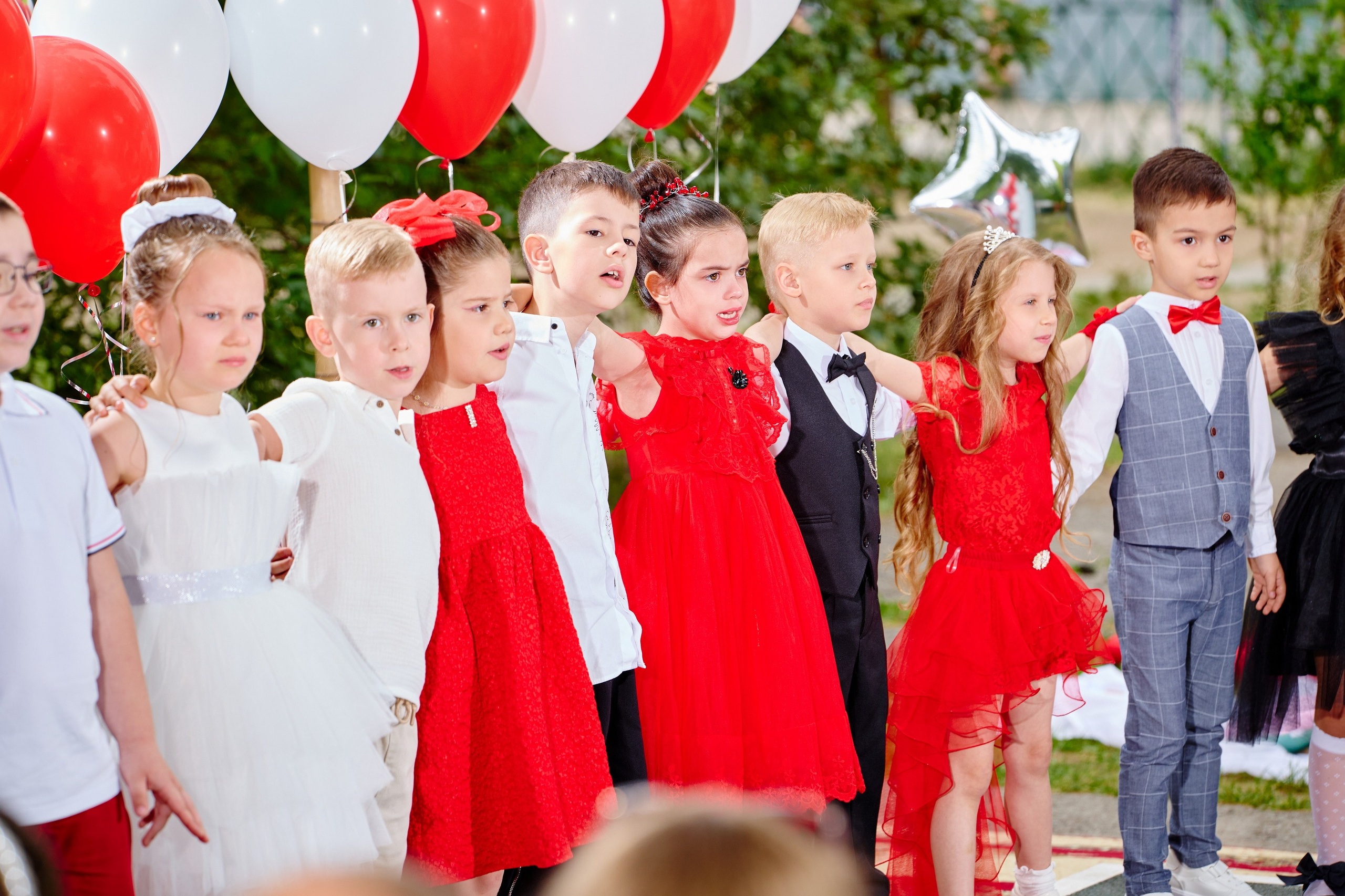 Выпускной 45 сад. Фотограф Выпускные альбомы Таганрог Сергей Коробченко