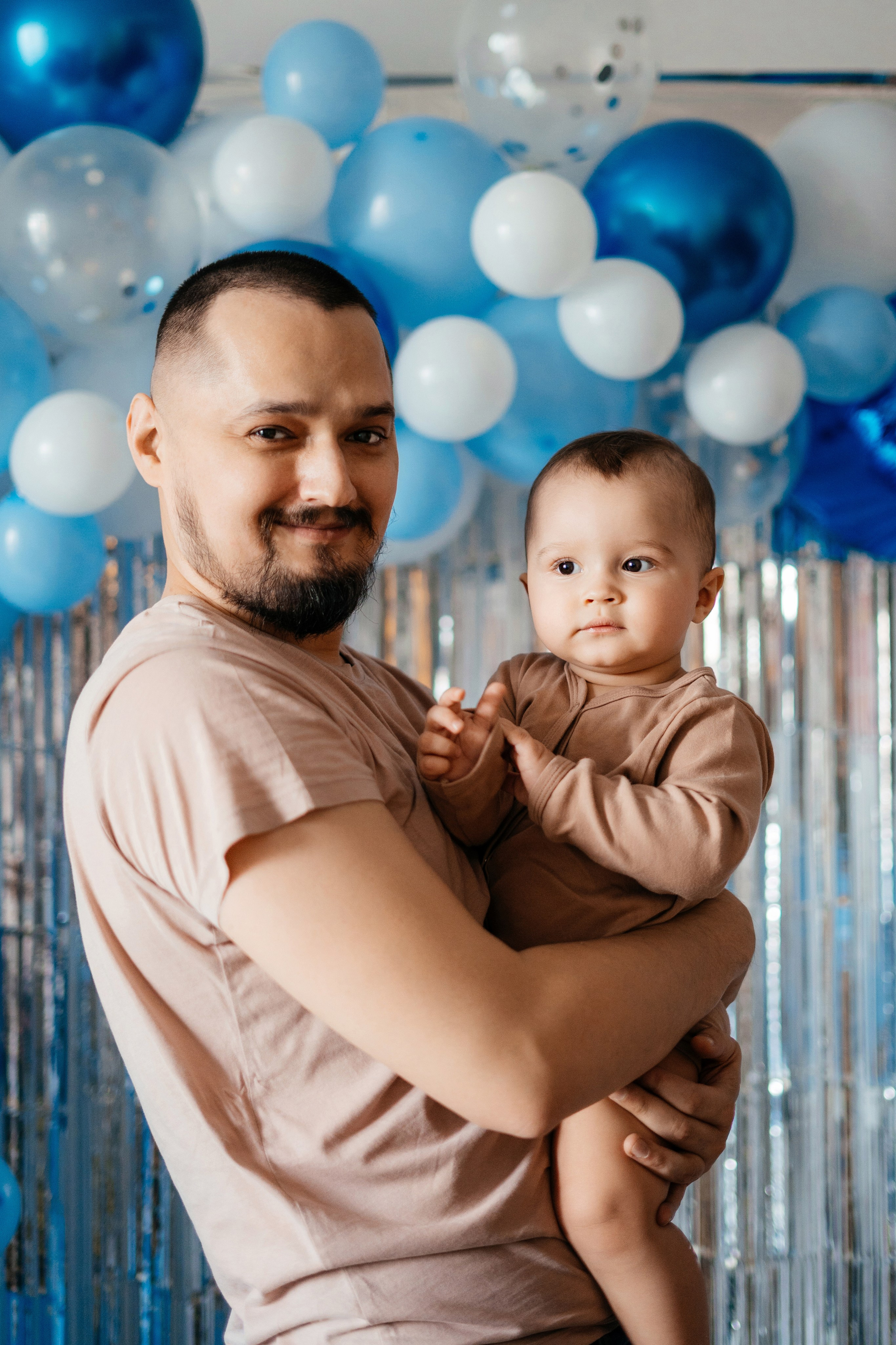 Домашнее годовасие Юры. Главная