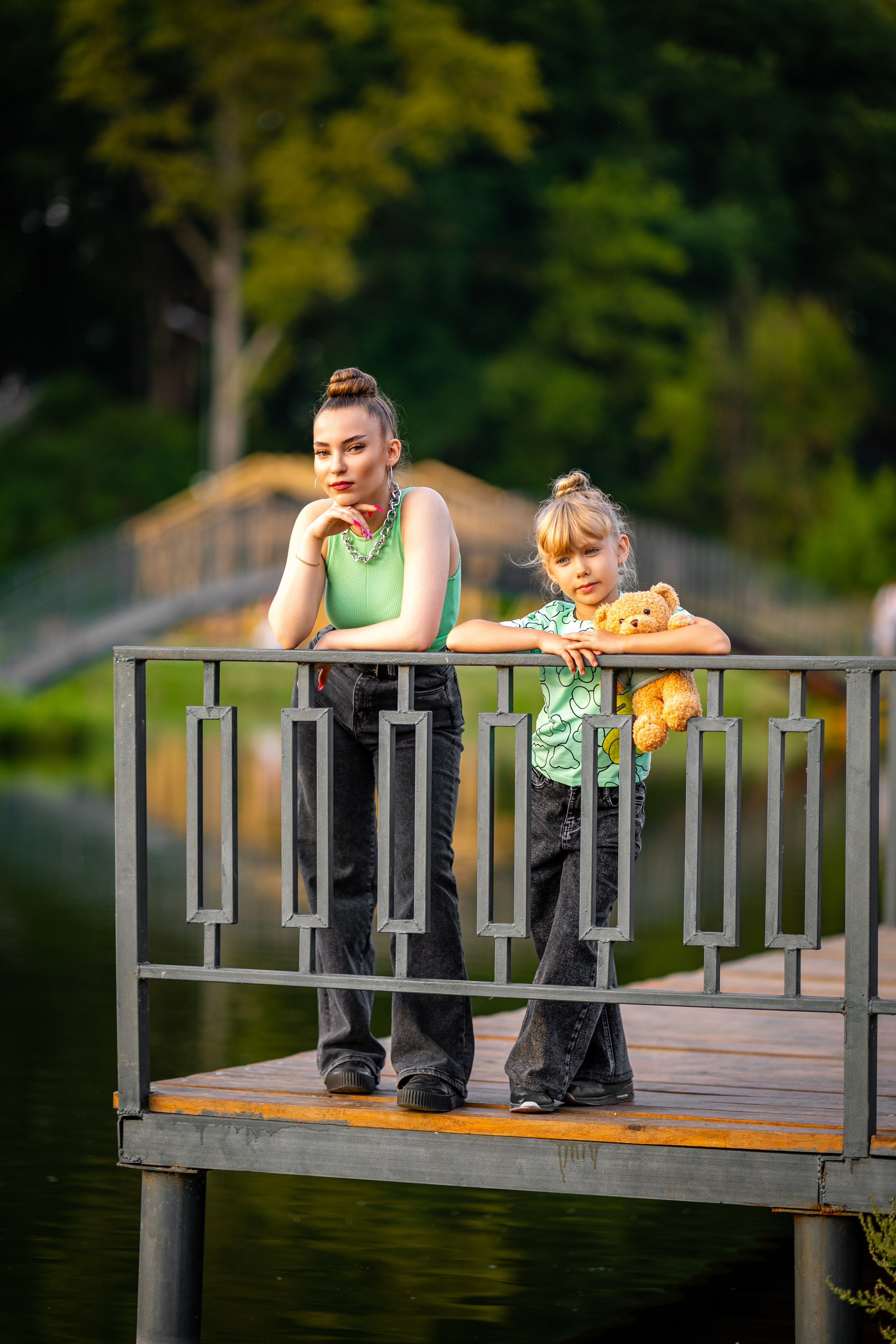 Арина — Алиса — летняя прогулка. Фотограф Москва