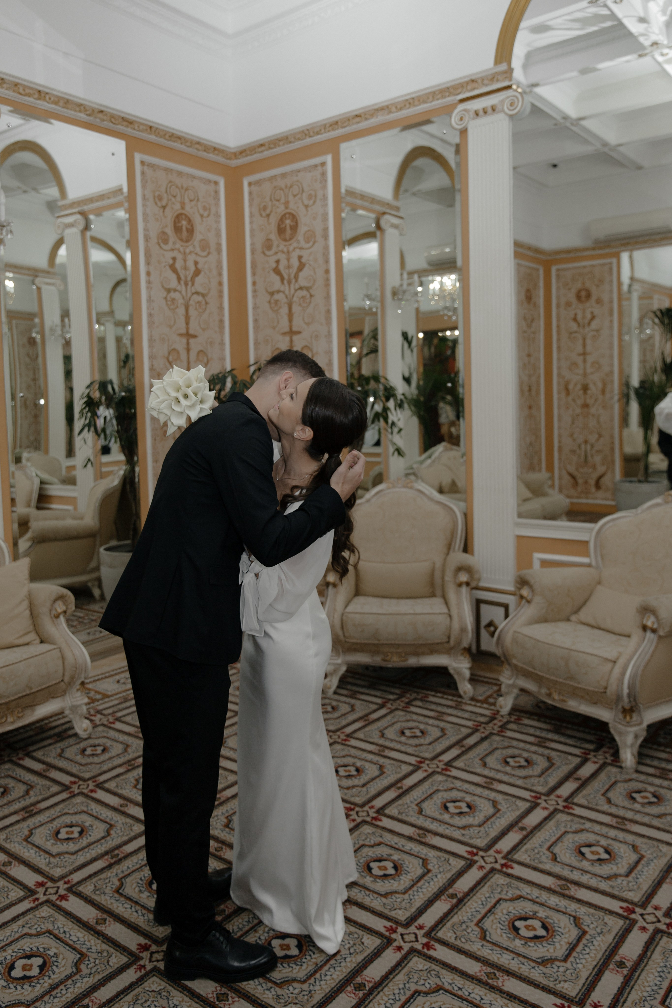 16.09.2024. RETOUCH-HOUSE