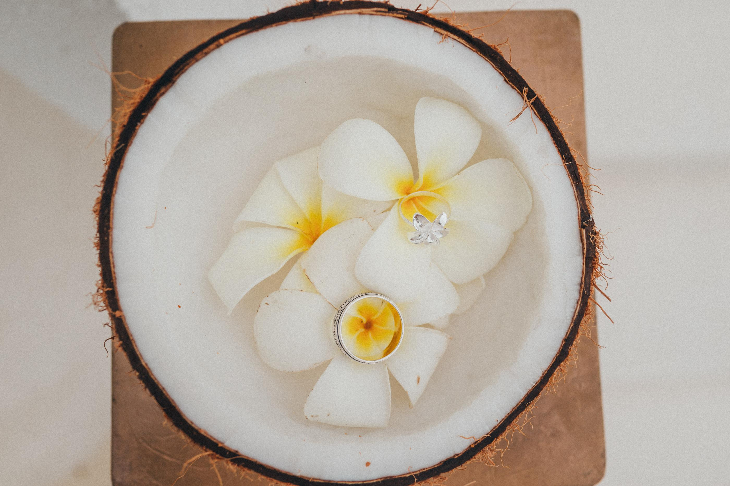 Mary and Oleg. Wedding photographer in Bali