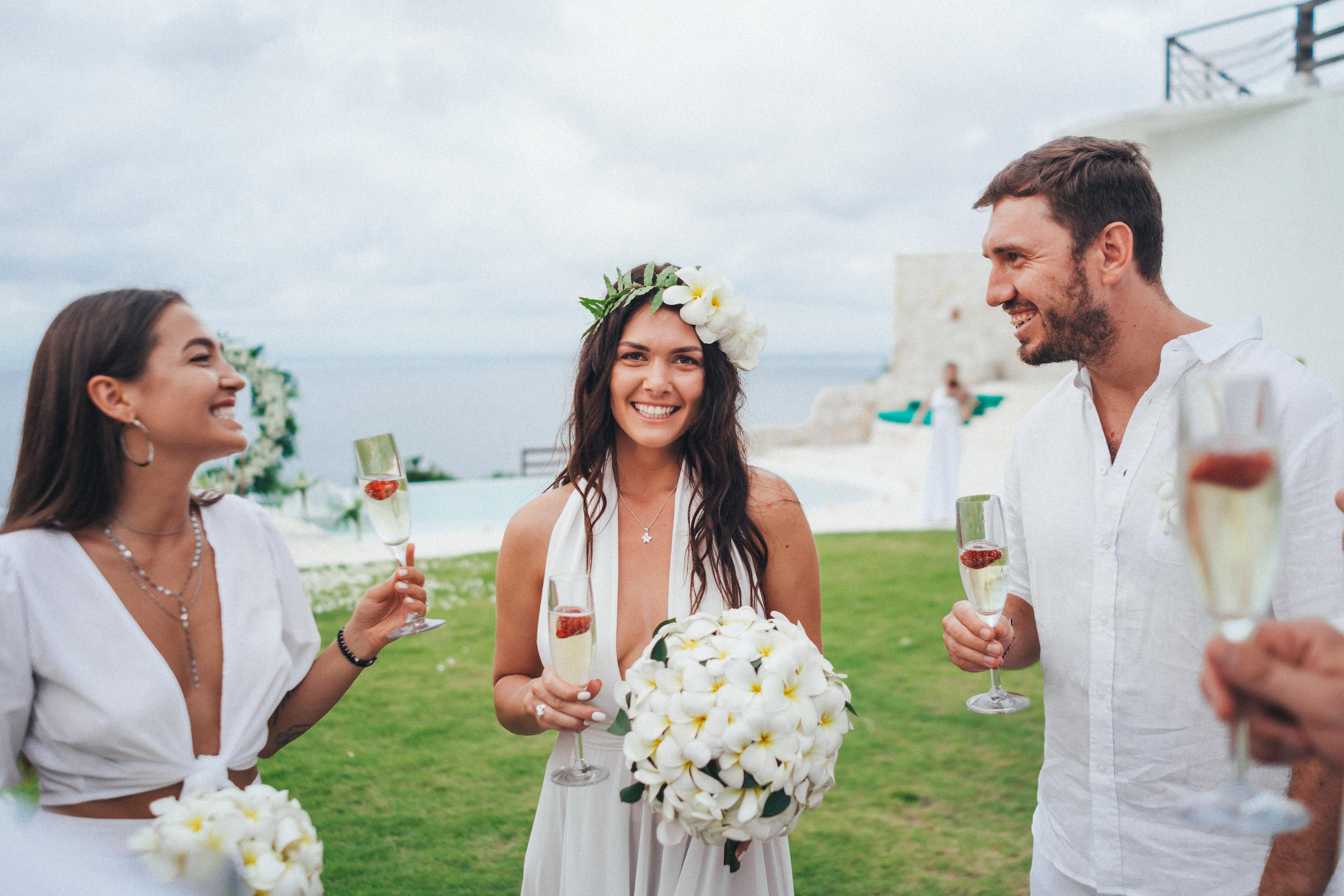 Mary and Oleg. Wedding photographer in Bali