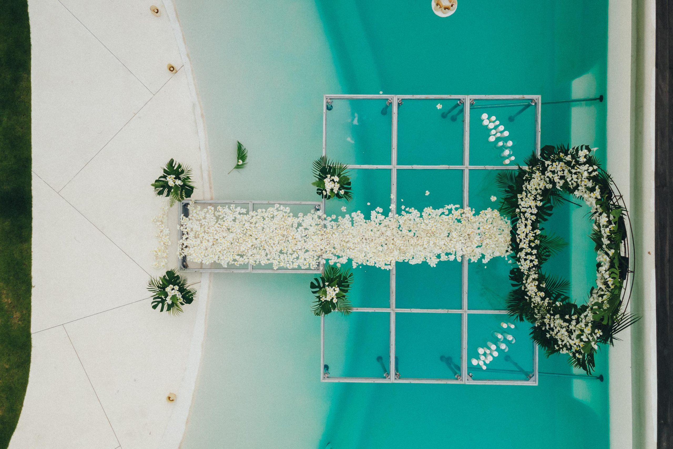 Mary and Oleg. Wedding photographer in Bali