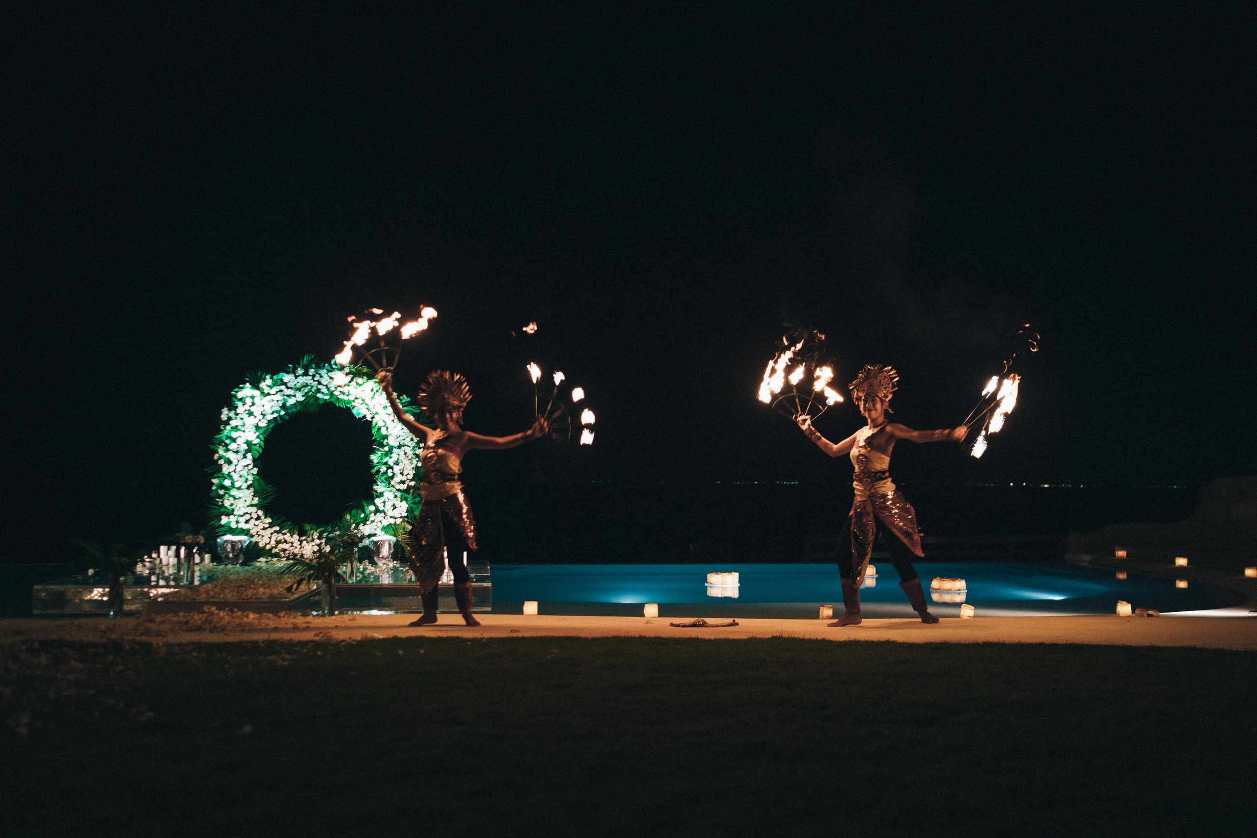 Mary and Oleg. Wedding photographer in Bali