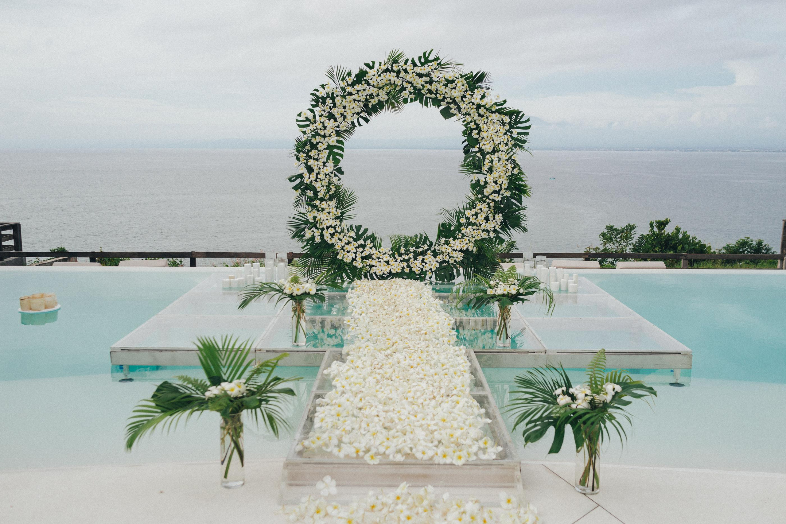 Mary and Oleg. Wedding photographer in Bali
