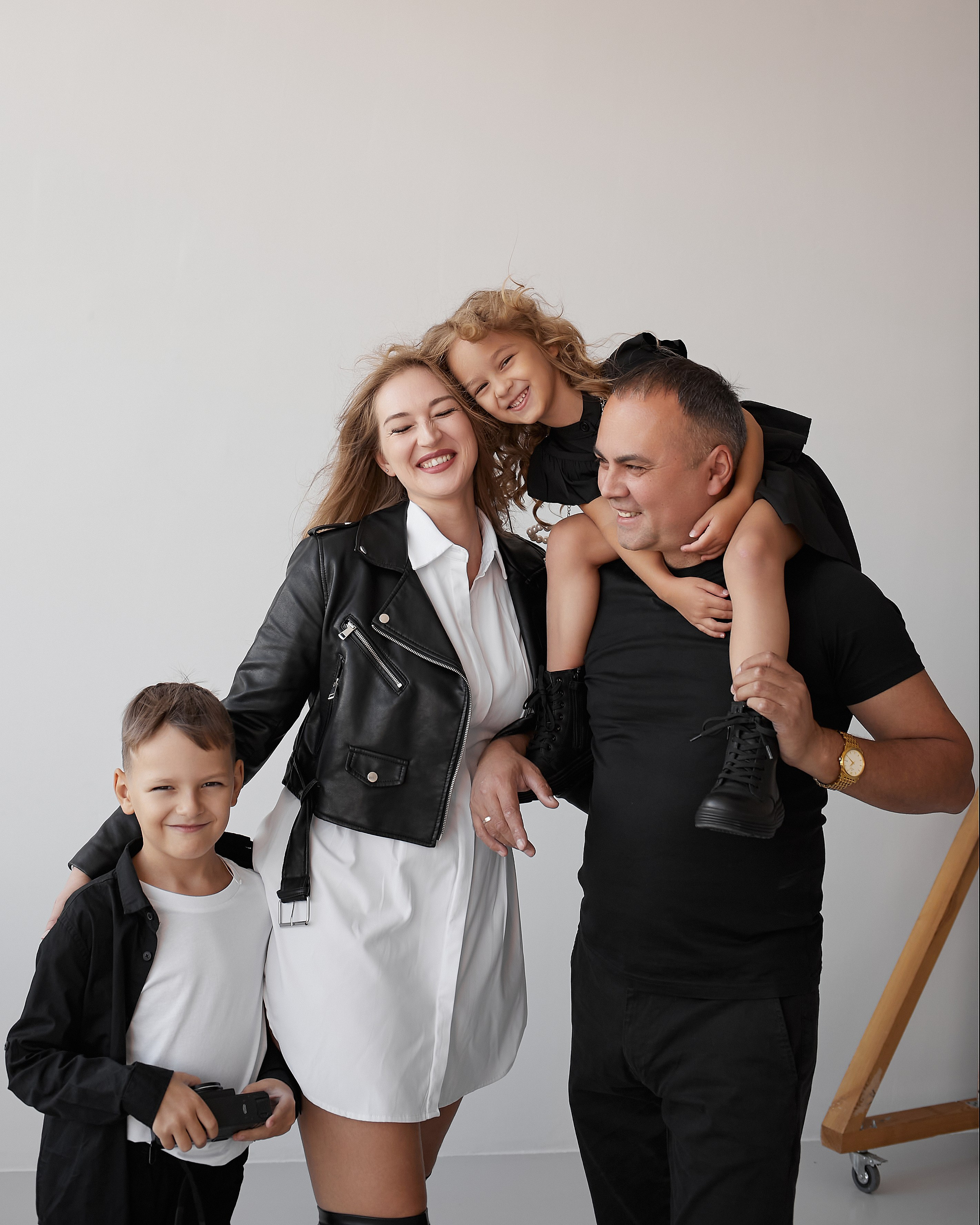 Студийные семейные фотосъемки