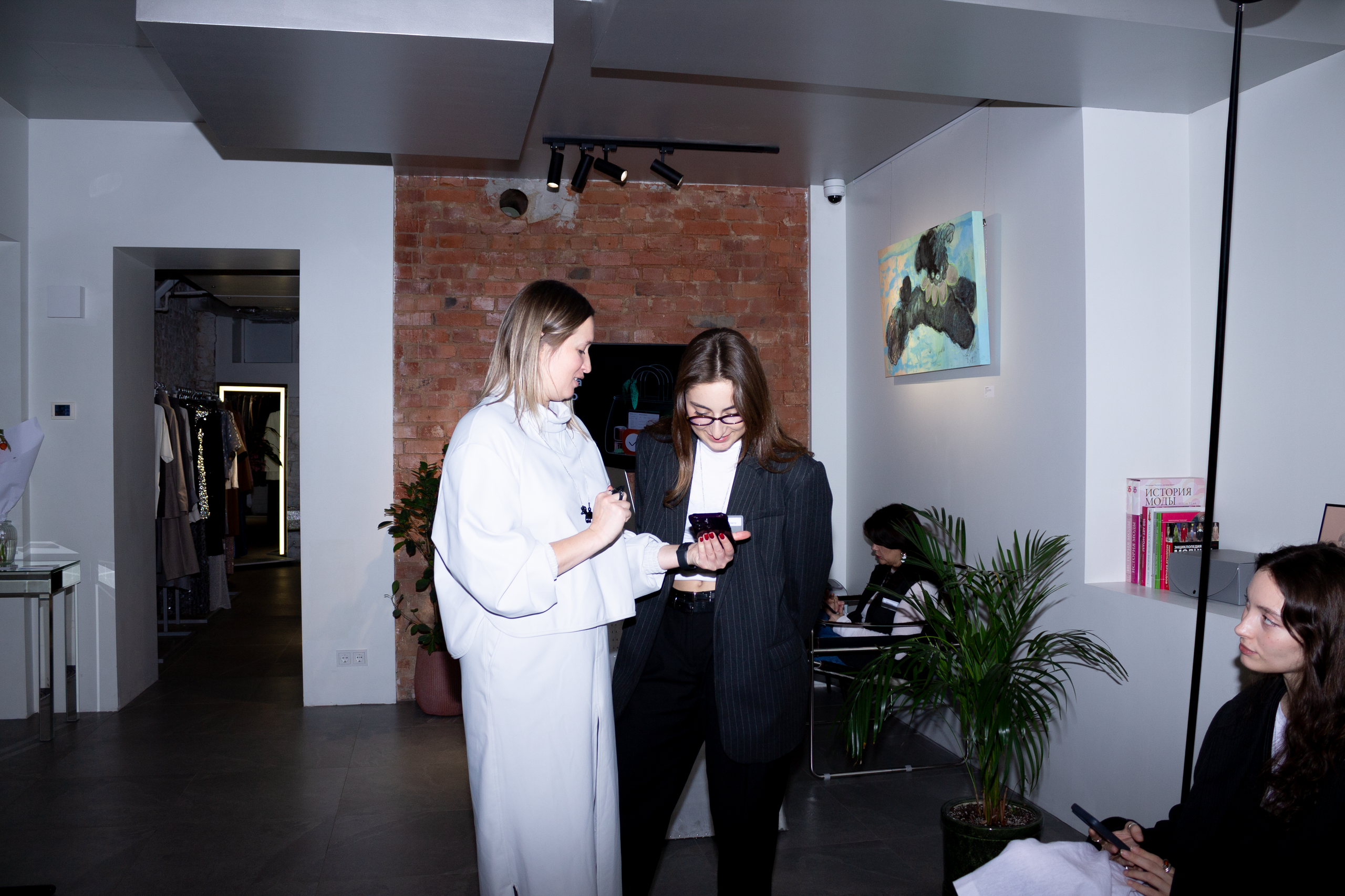 Вернисаж Таро Анонс & Make Me Happy. Крылов Кирилл Фотограф Москва