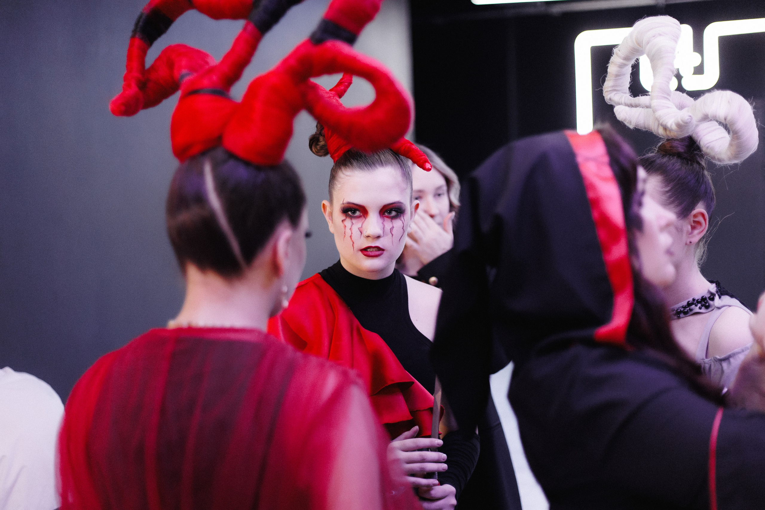 ФЭШН КОНФА. СВОИ. ФОТООТЧЕТЫ-СОБЫТИЯ-МЕСТА