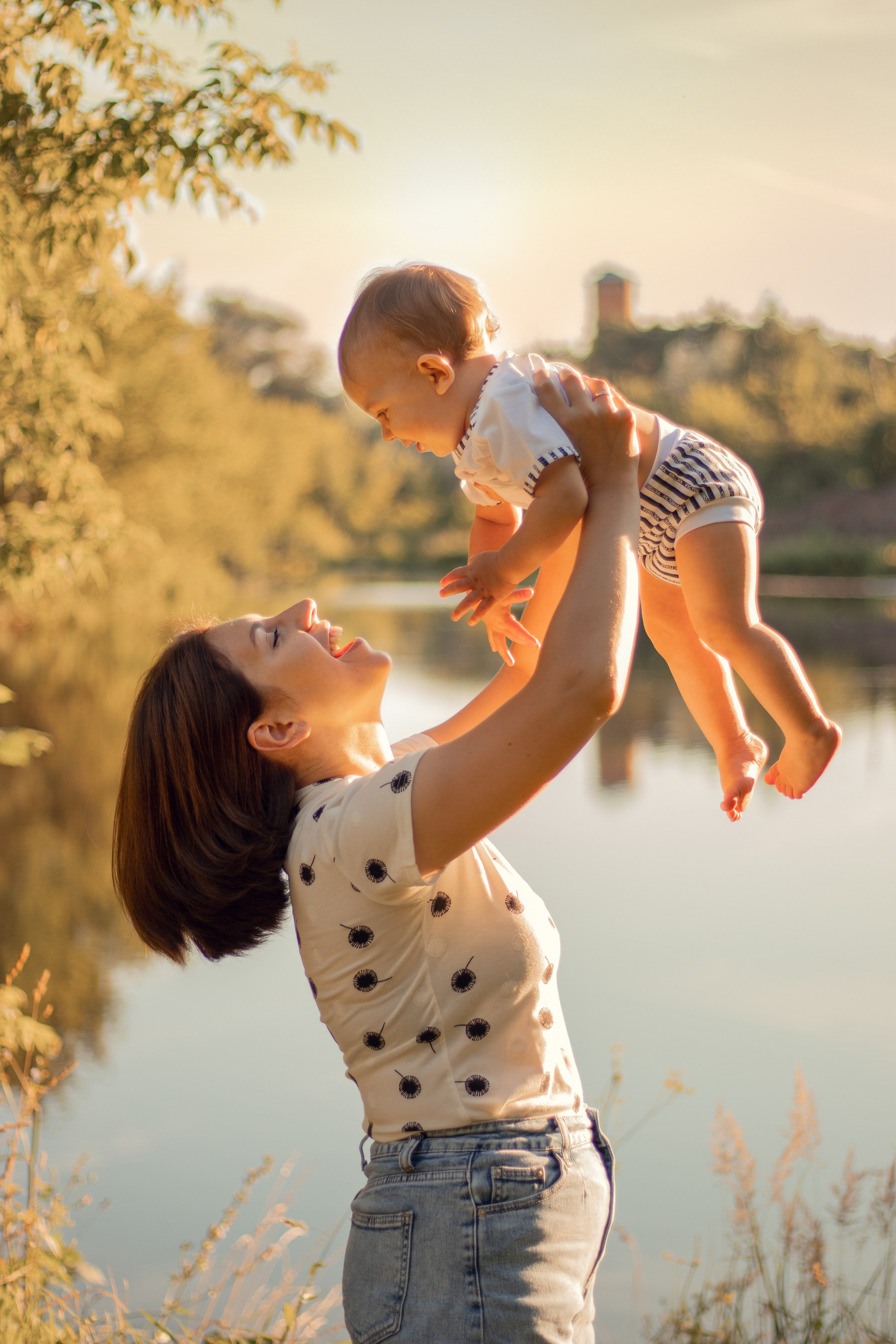Губки бантиком бровки домиком. Летний малыш