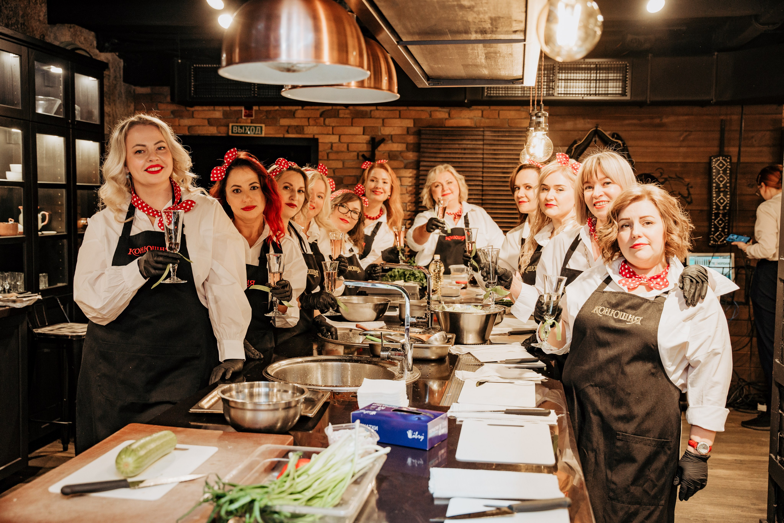 8 марта только так