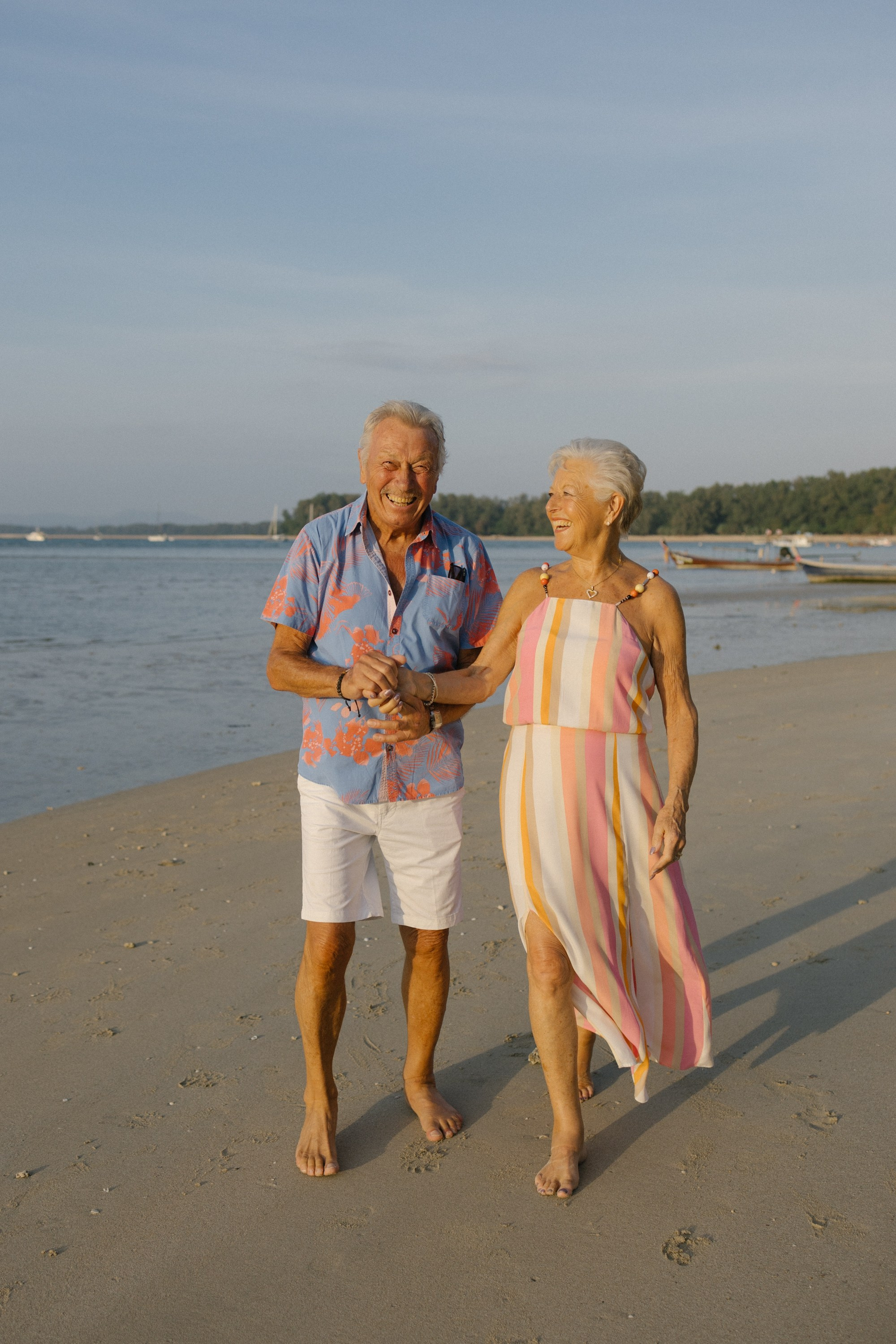 Family photoshoot in Phuket, Thailand. Fedor Lemeshko — Destination Wedding and Family Lifestyle photographer