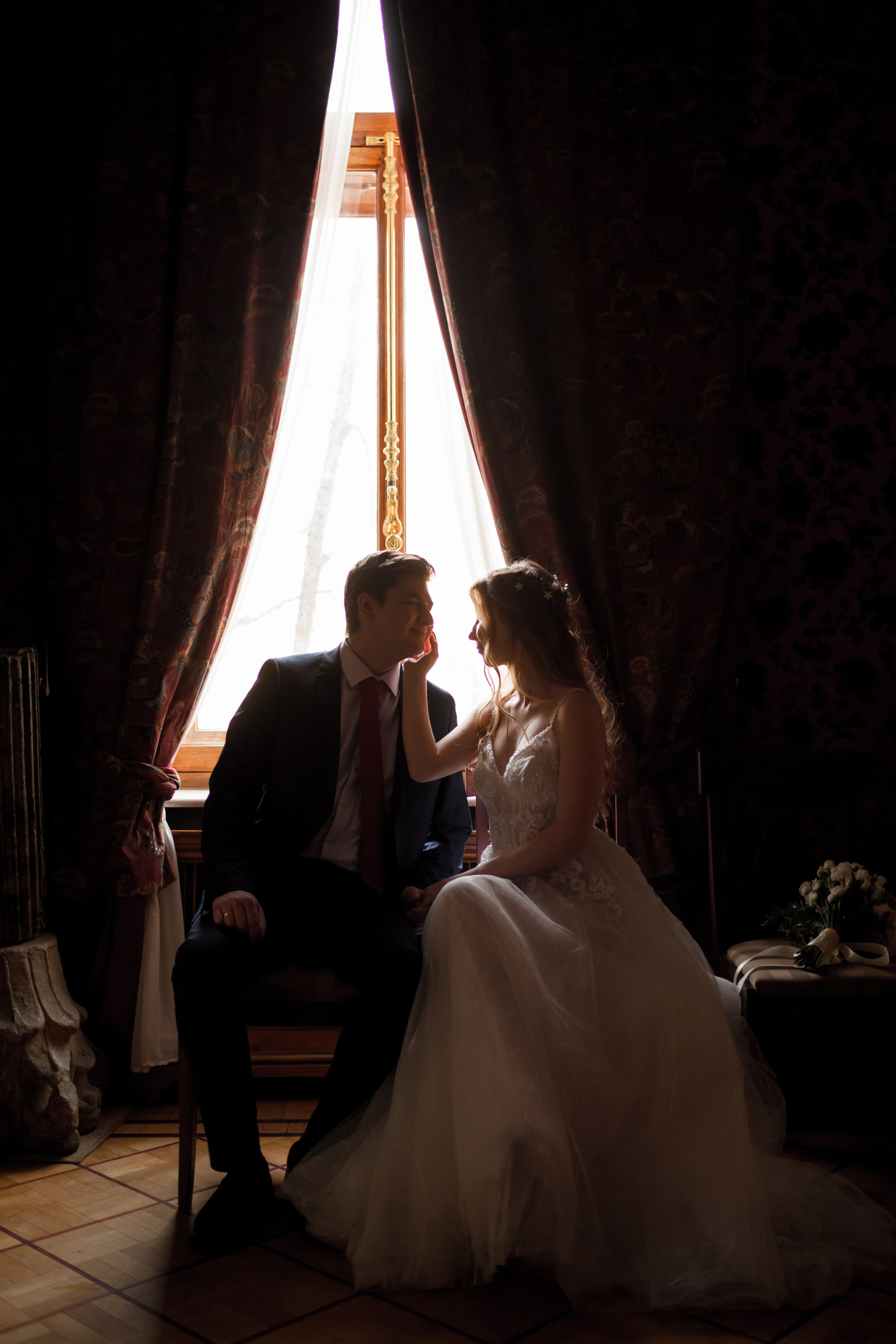 Камерная свадьба в Санкт-Петербурге. Свадебный фотограф Кирилл Белый