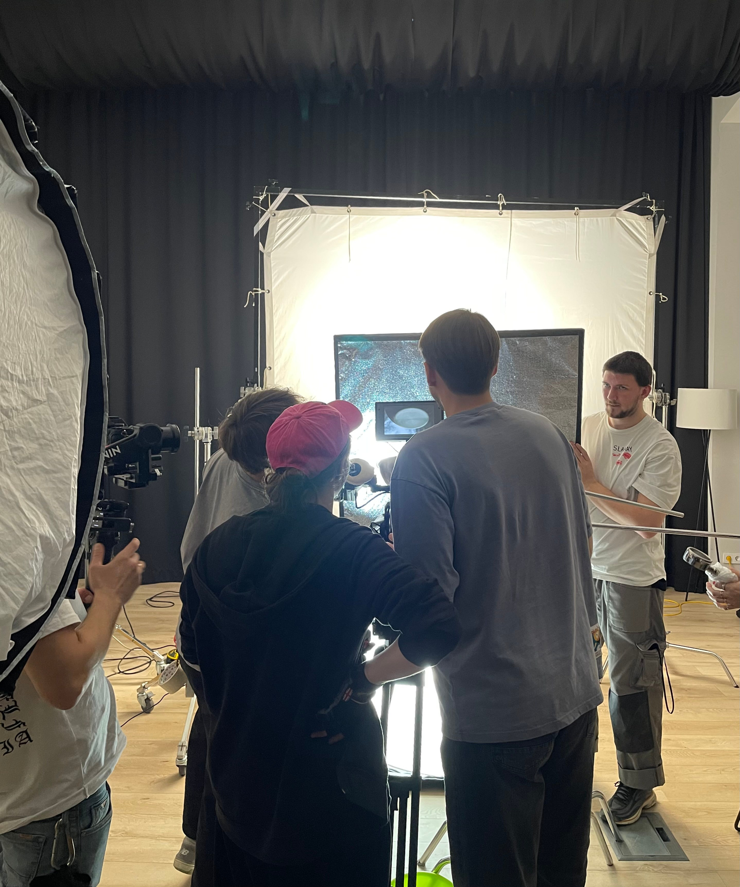 BACKSTAGE GALLERY. «MAK FLAME»