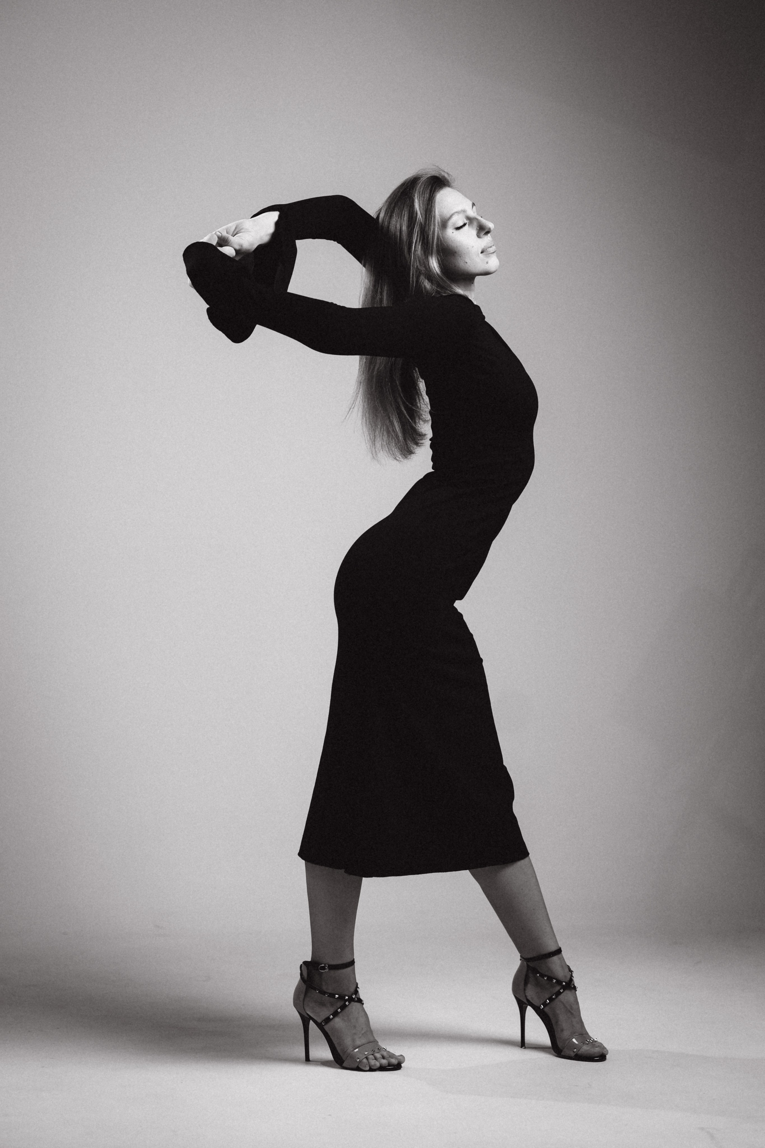 Женский портрет в студии. Фотограф в Ростове-на-Дону и по всему миру Веникова Ольга