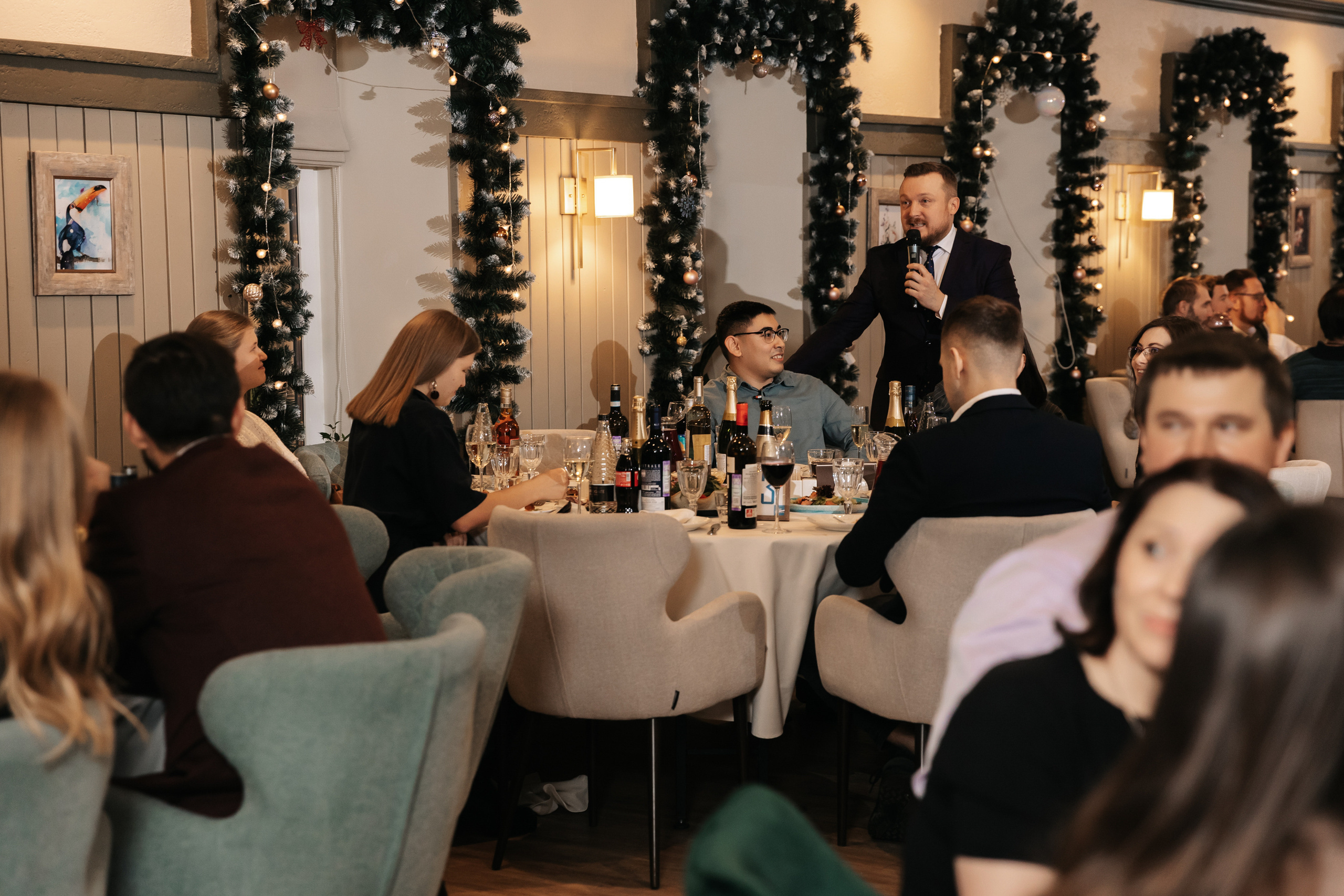 Новогодний корпоратив компании «ЮНИПРО» 27 декабря 2021 года. Ведущий на свадьбу, корпоратив и юбилей в Москве Сергей Рябинин