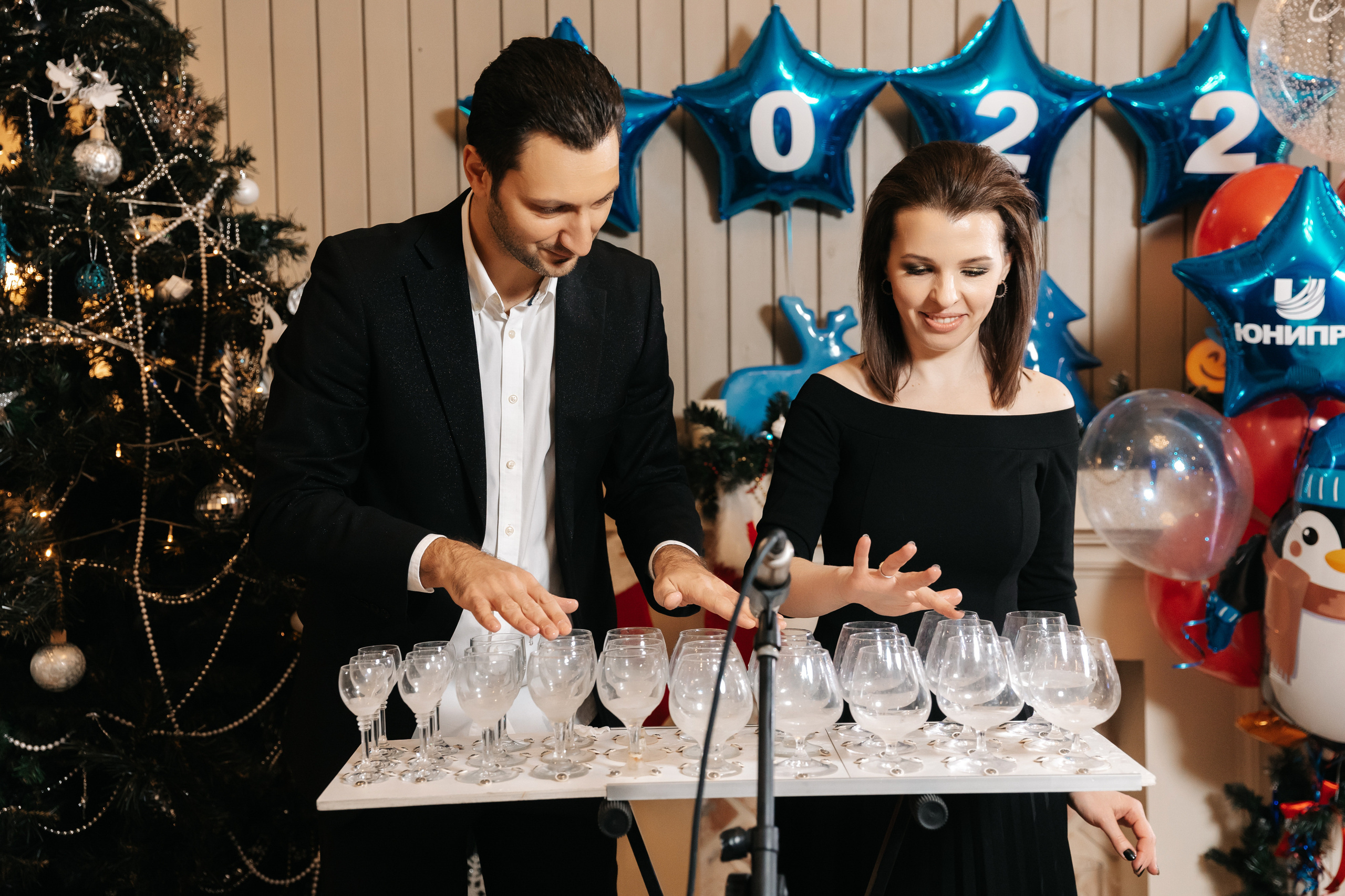 Новогодний корпоратив компании «ЮНИПРО» 27 декабря 2021 года. Ведущий на свадьбу, корпоратив и юбилей в Москве Сергей Рябинин