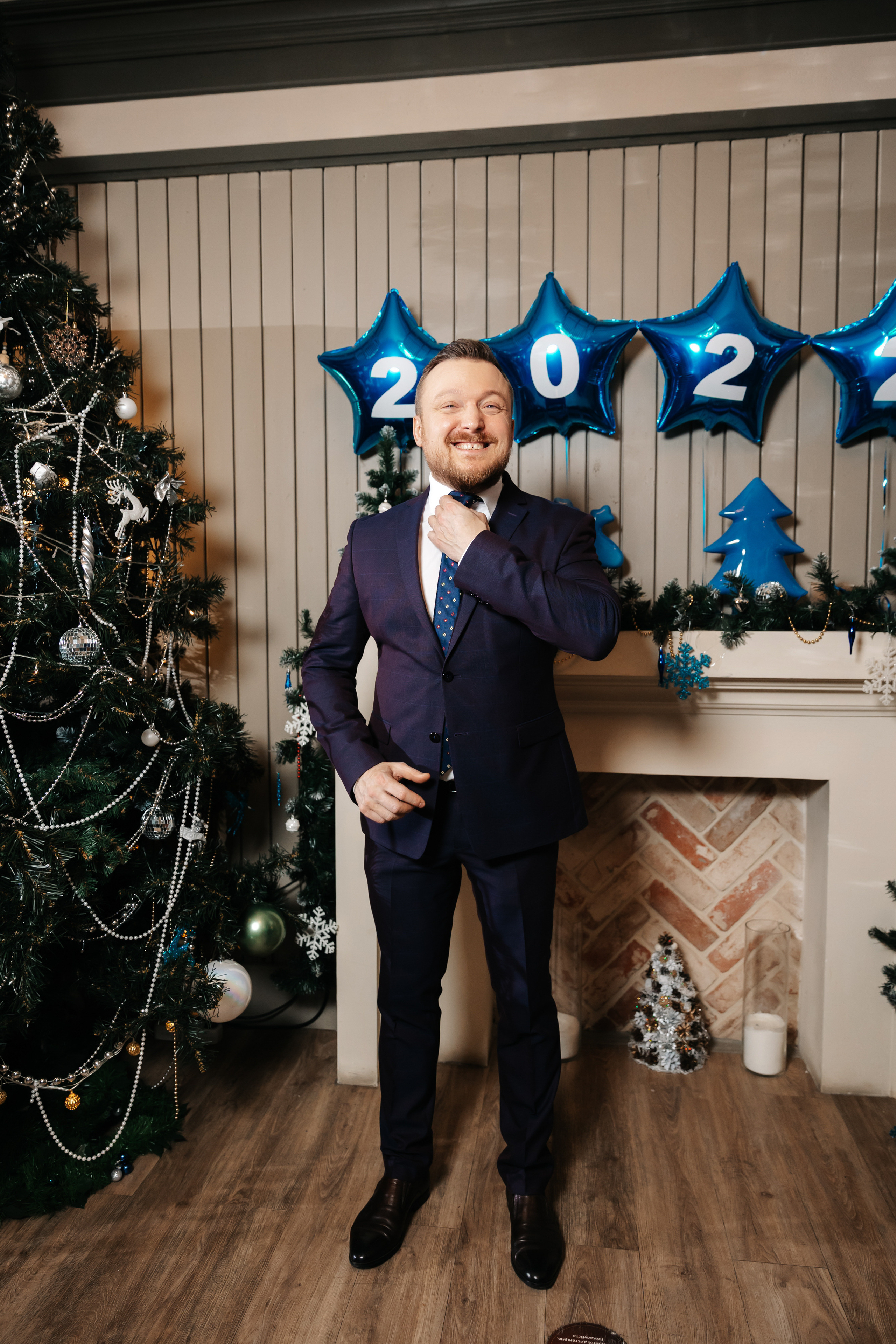 Новогодний корпоратив компании «ЮНИПРО» 27 декабря 2021 года. Ведущий на свадьбу, корпоратив и юбилей в Москве Сергей Рябинин