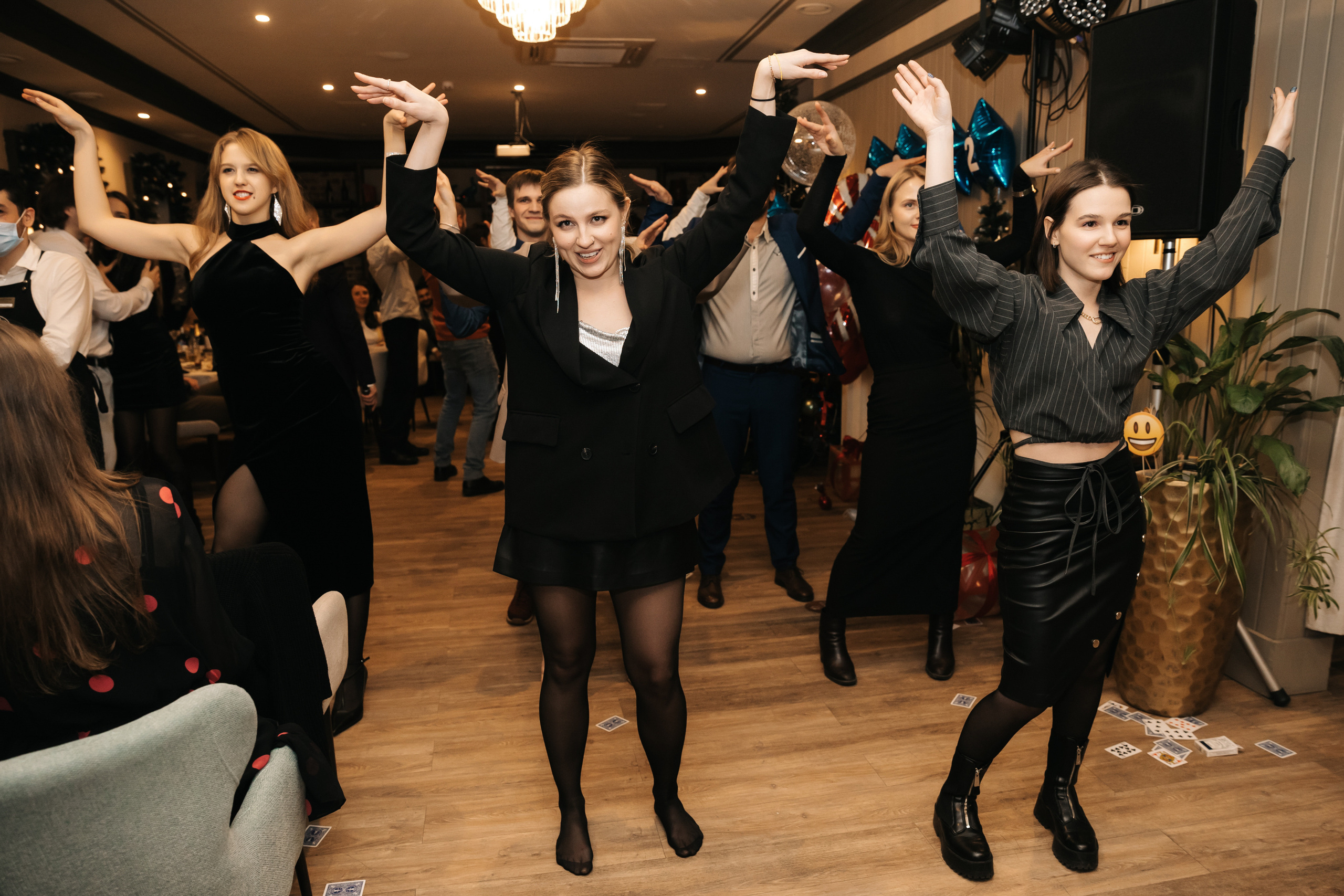 Новогодний корпоратив компании «ЮНИПРО» 27 декабря 2021 года. Ведущий на свадьбу, корпоратив и юбилей в Москве Сергей Рябинин