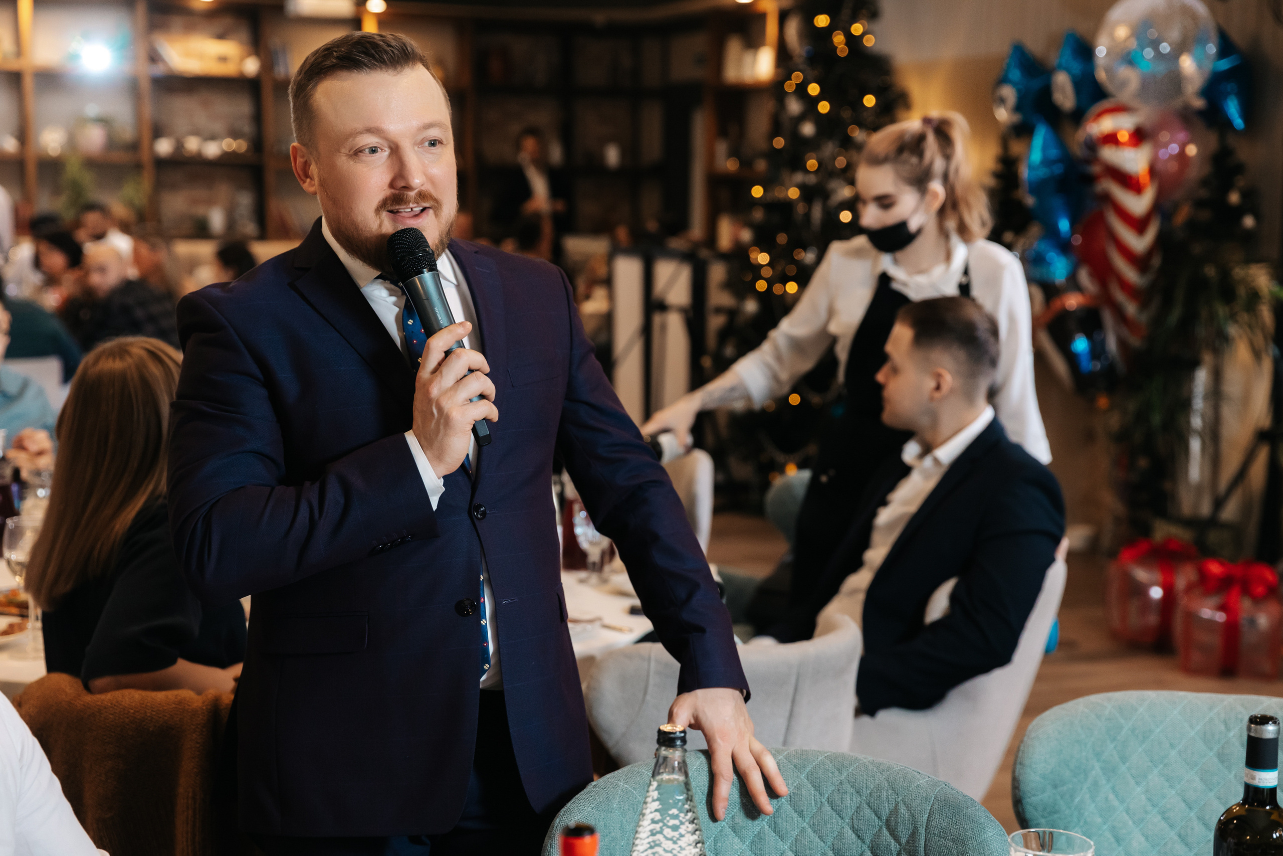 Новогодний корпоратив компании «ЮНИПРО» 27 декабря 2021 года. Ведущий на свадьбу, корпоратив и юбилей в Москве Сергей Рябинин