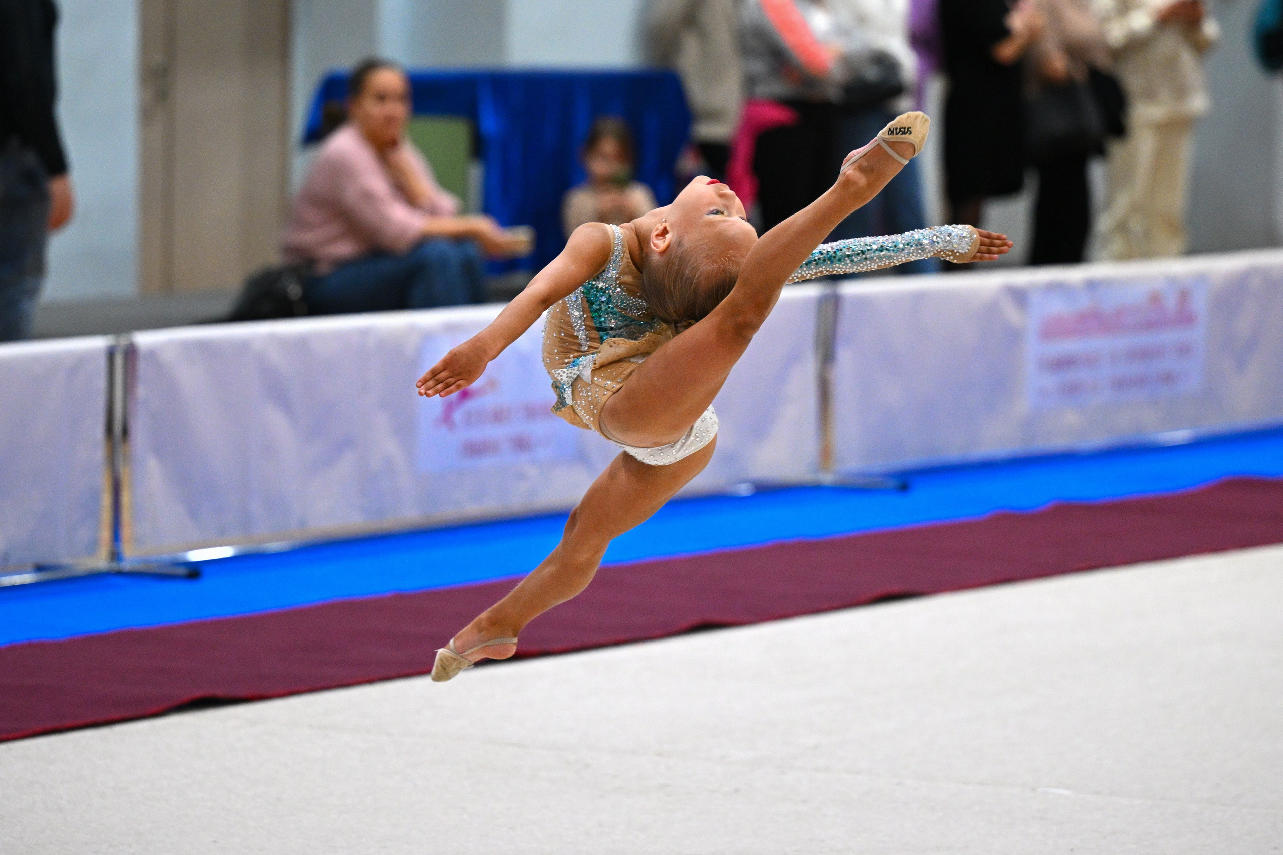Чемпионат и Первенство города Чебоксары по художественной гимнастике. ФОТОВИДЕОСПОРТ. Фото видео услуги на соревнованиях по художественной гимнастике. Видеотрансляция соревнований. Москва, ЦФО, ПФО