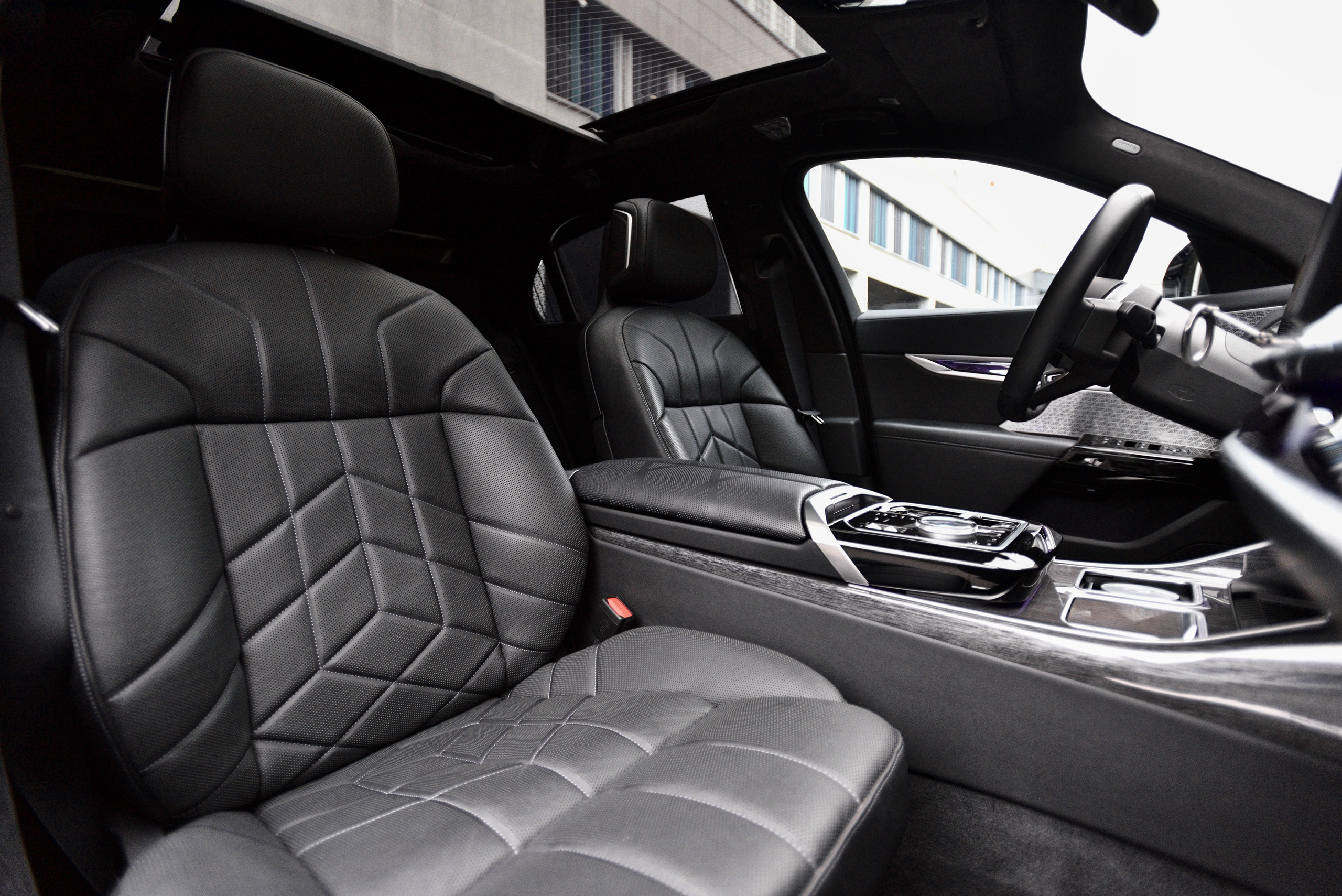 BMW 7. Автомобильный и интерьерный фотограф в Минске Александр Тагаев