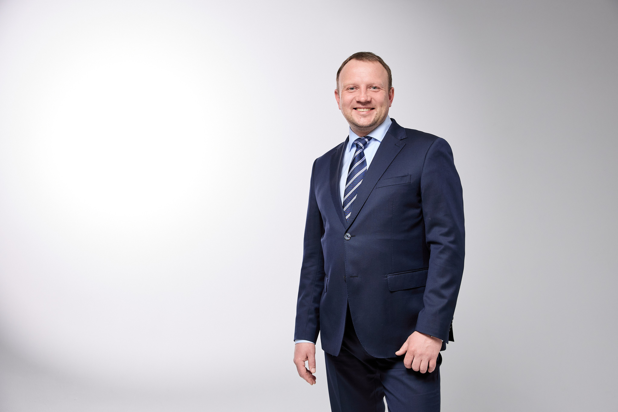 Деловой портрет для IT-руководителя | Профессиональная бизнес-фотосъёмка