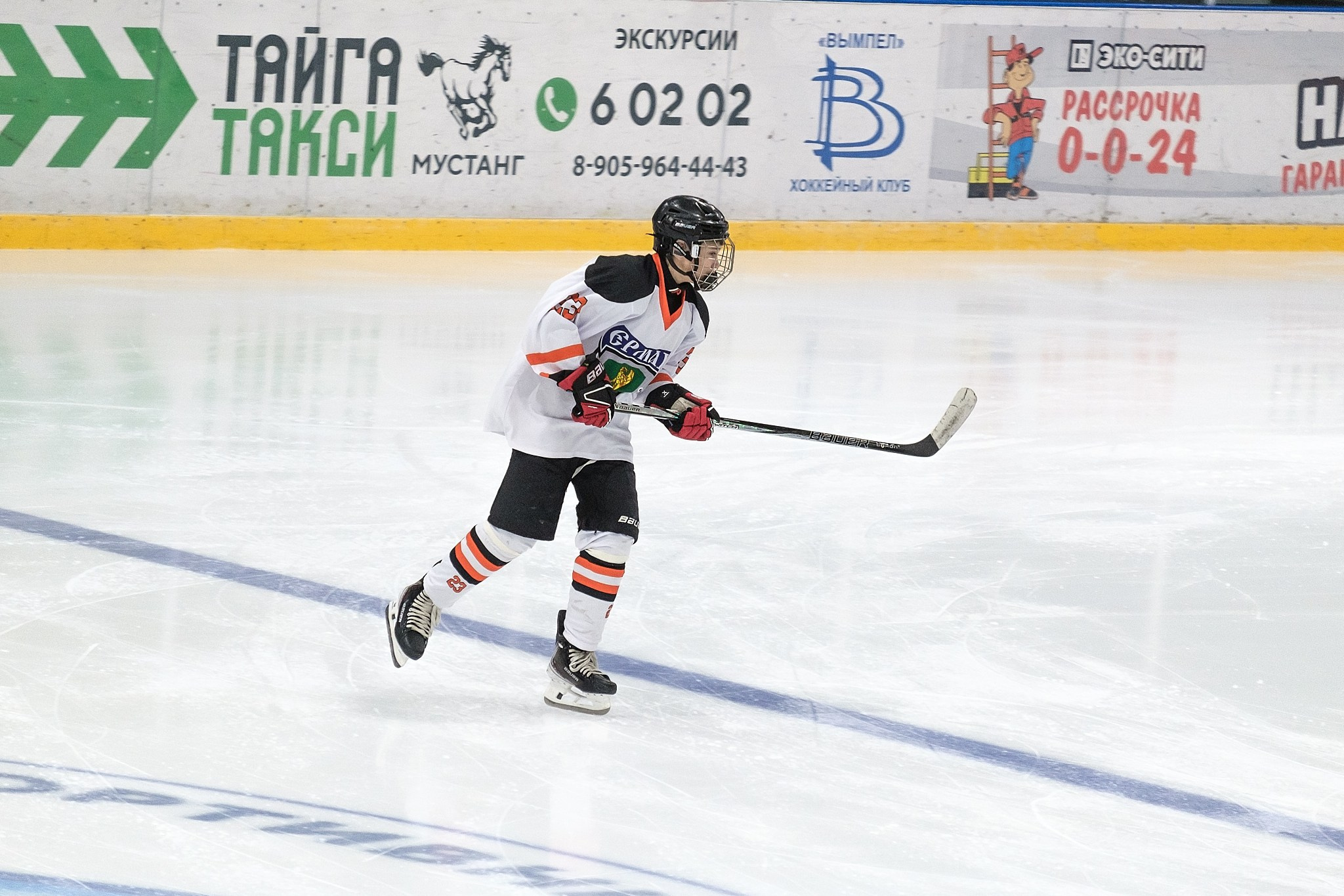 Хоккейный матч Вымпел-2011 (Междуреченск) vs Ермак (Ангарск) — фотограф в Междуреченске Никита Максимов