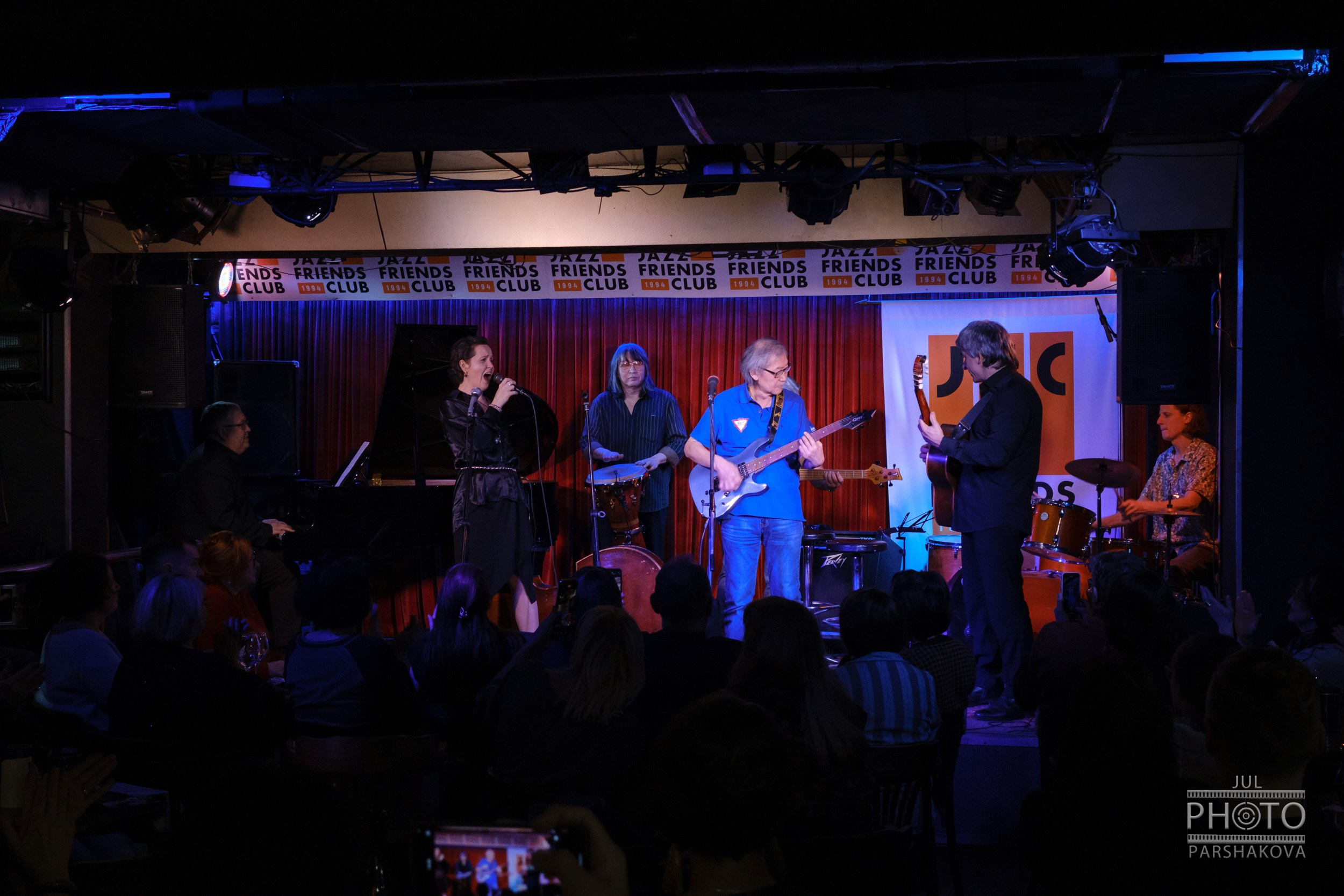 Концерт в клубе JFC в день рождение Джерри Кима. Фотограф в Санкт-Петербурге и Москве Юлия Паршакова