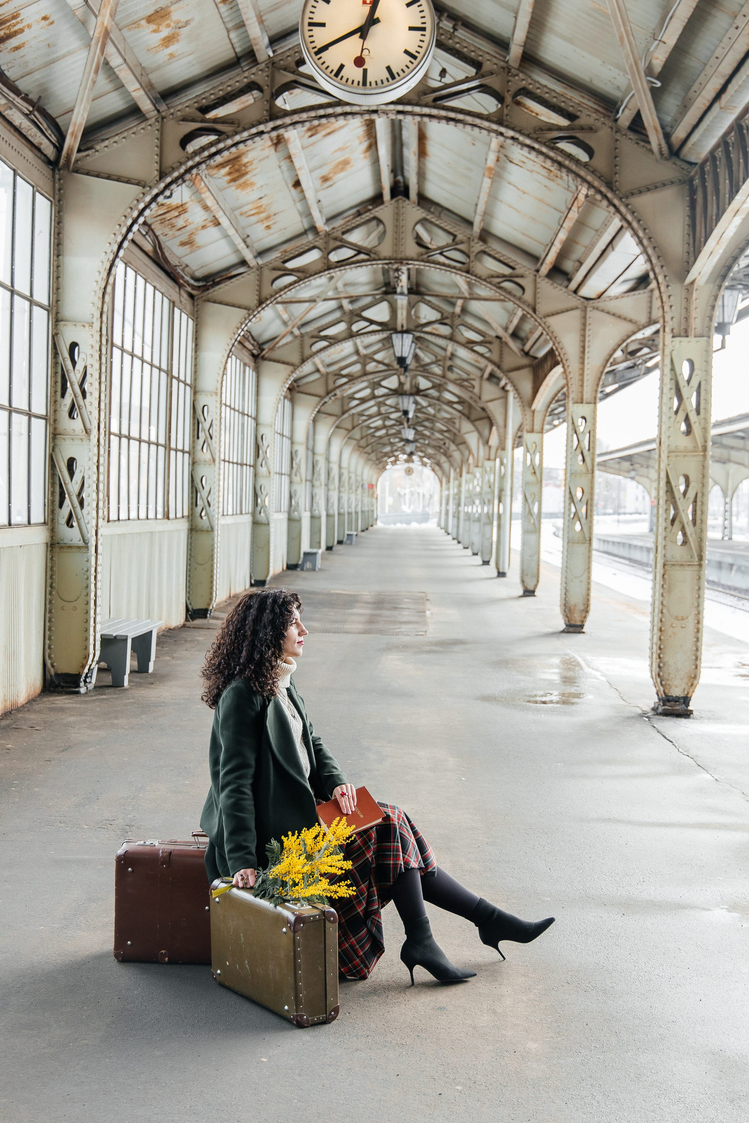 Вероника на Витебском вокзале. Фотограф в Санкт-Петербурге Аня Григорьева ♡