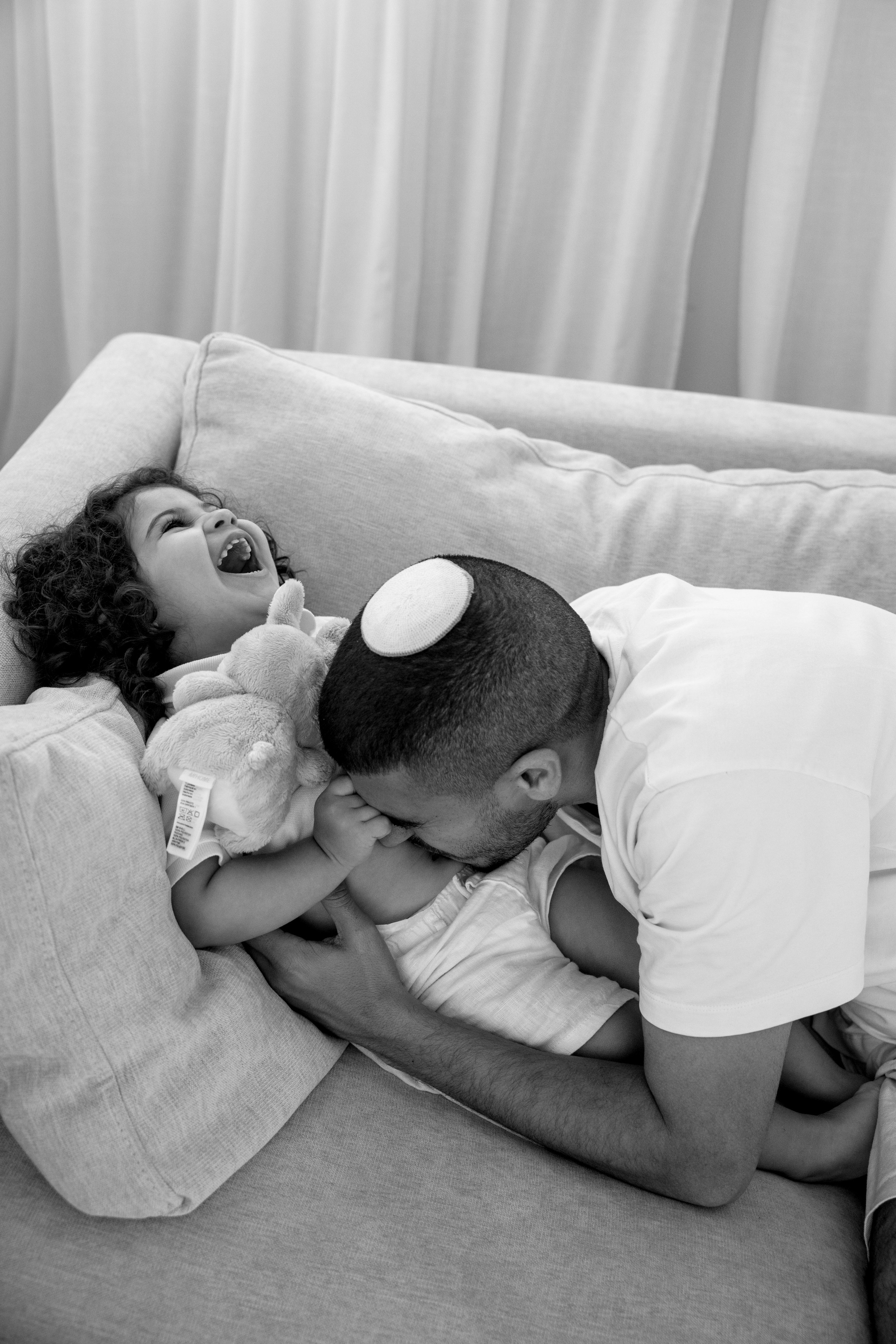 Family photoshoot inside the studio in Hadera. Wedding and family photographer