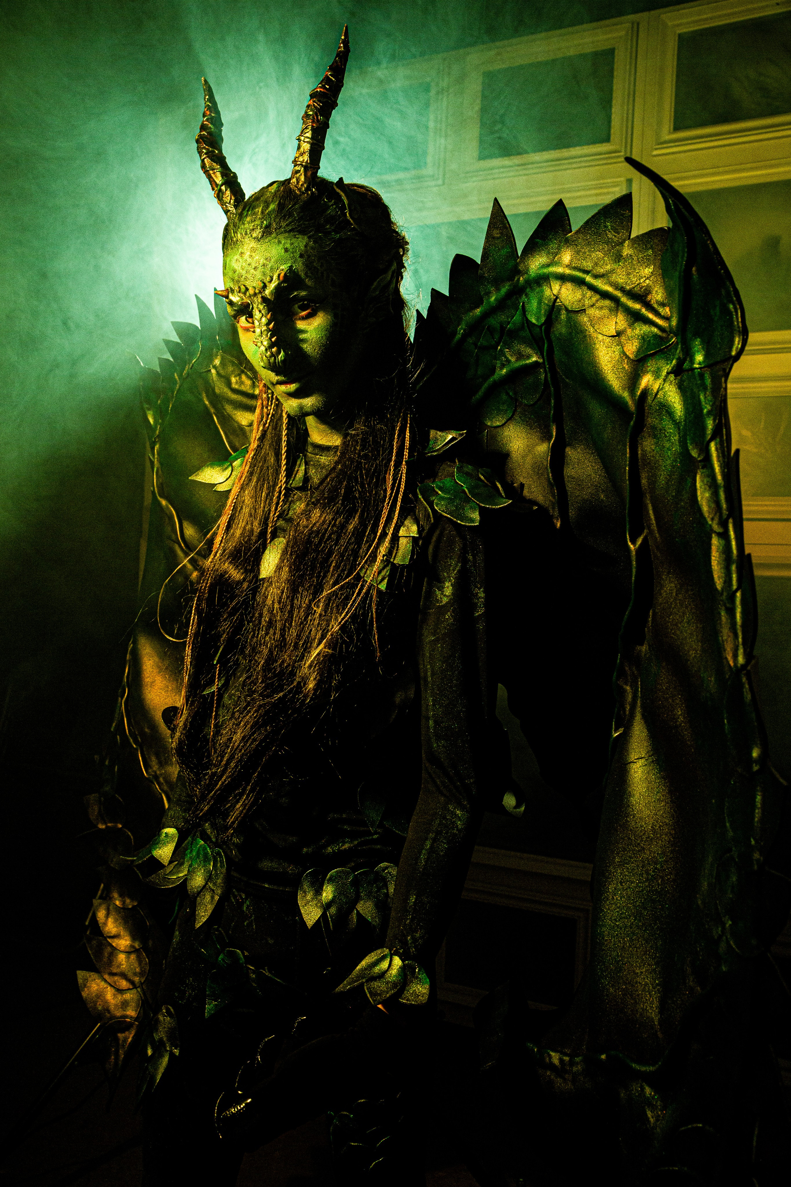 Алена. Дракон. Черно-белый фотограф Дмитрий Пчелкин