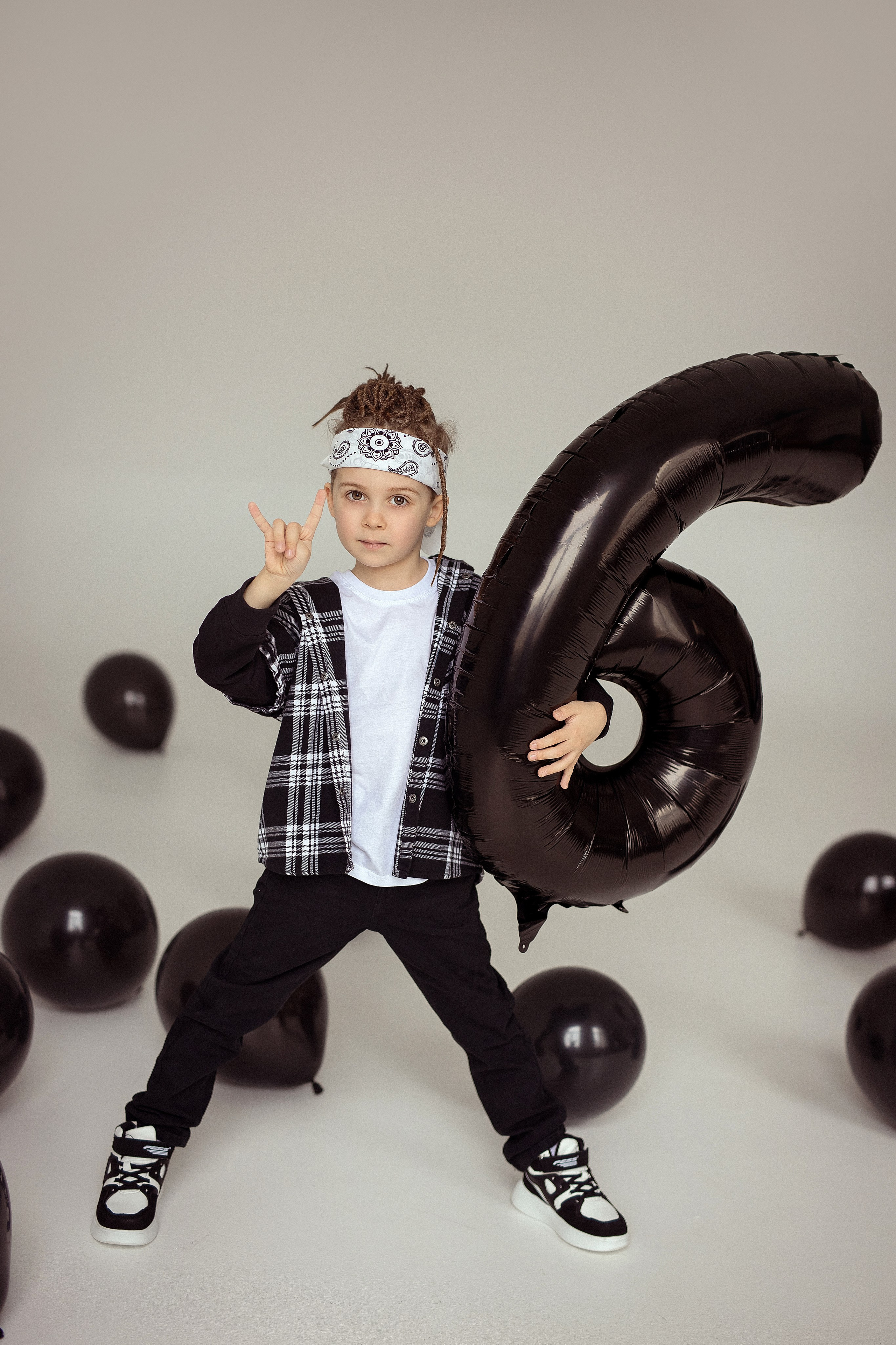 Варюша, Ватюша и Аврора. Фотограф на крещение и венчание