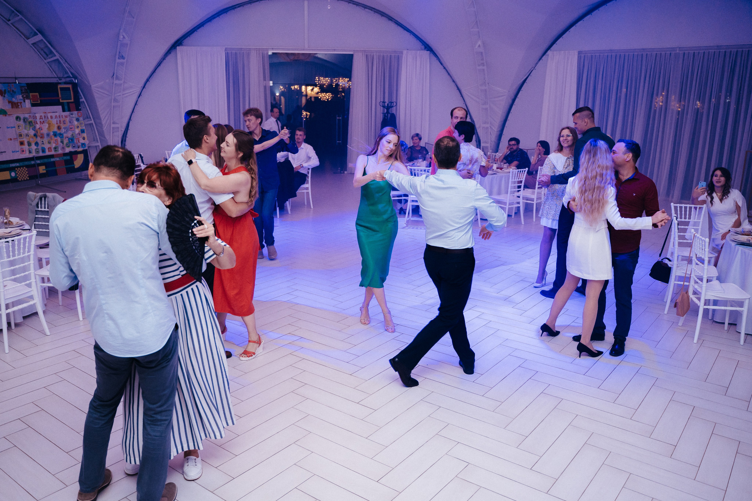 Ави Центр. Свадебный фотограф в Симферополе