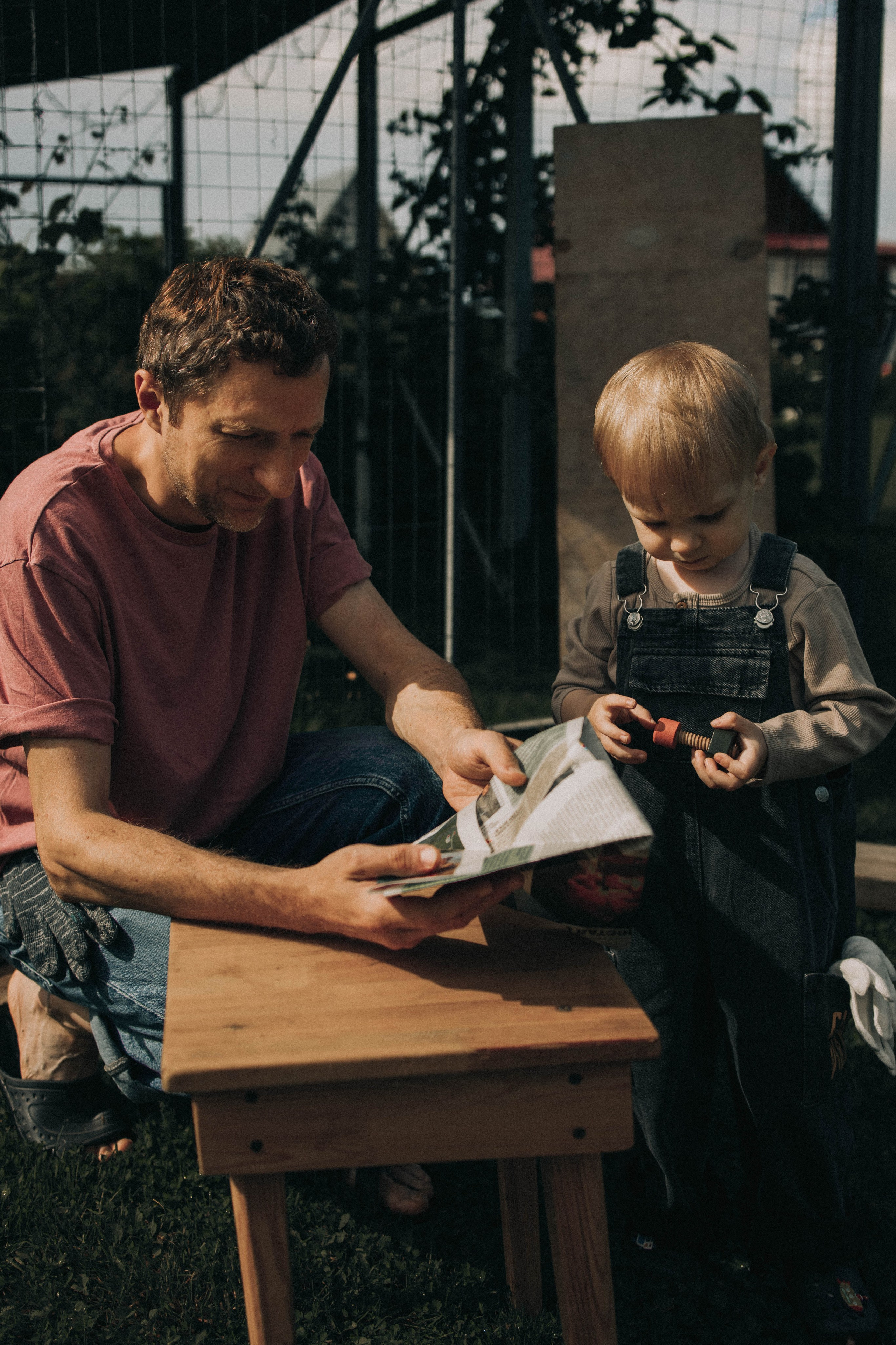 Стройка с дедом. Фотограф lifestylе в Москве Пшеничная Анастасия