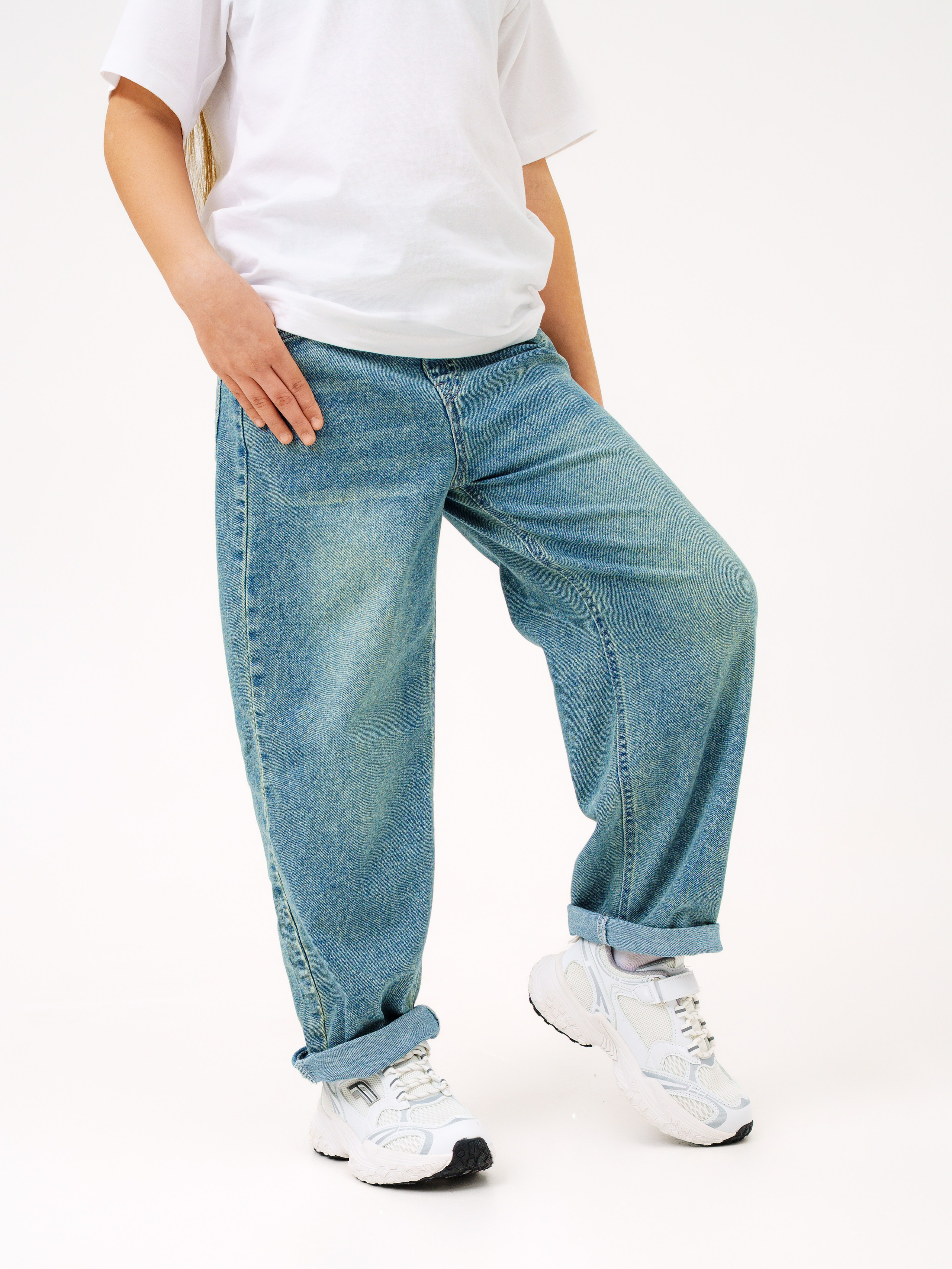 Детские джинсы. Макаров Сергей|Creamlebot Фотограф города Ростов-на-Дону