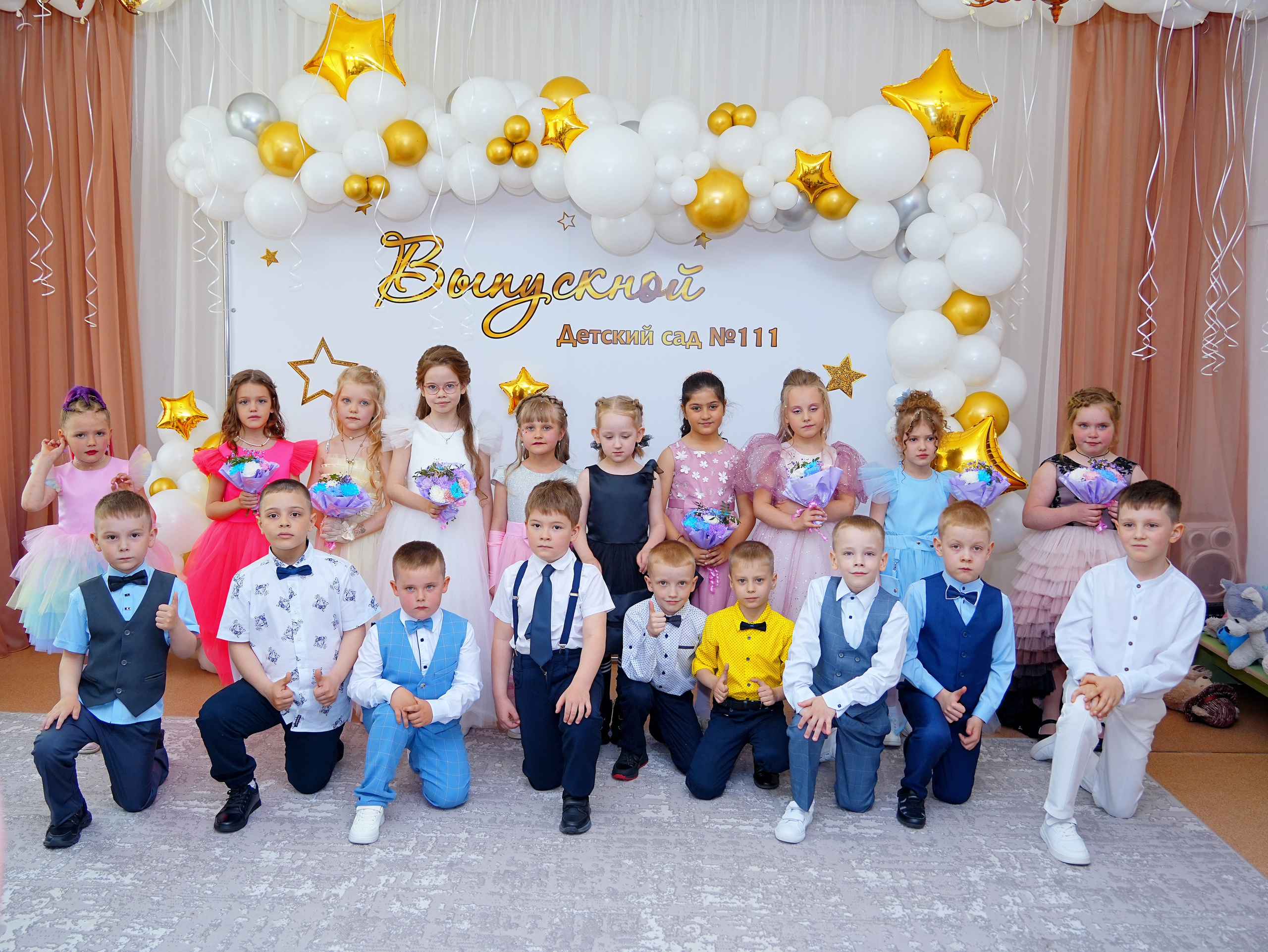 Фотосъемка видеосъёмка фотограф видеооператор новогодних утренников  в. Фотограф, видеооператор Нина Коршунова