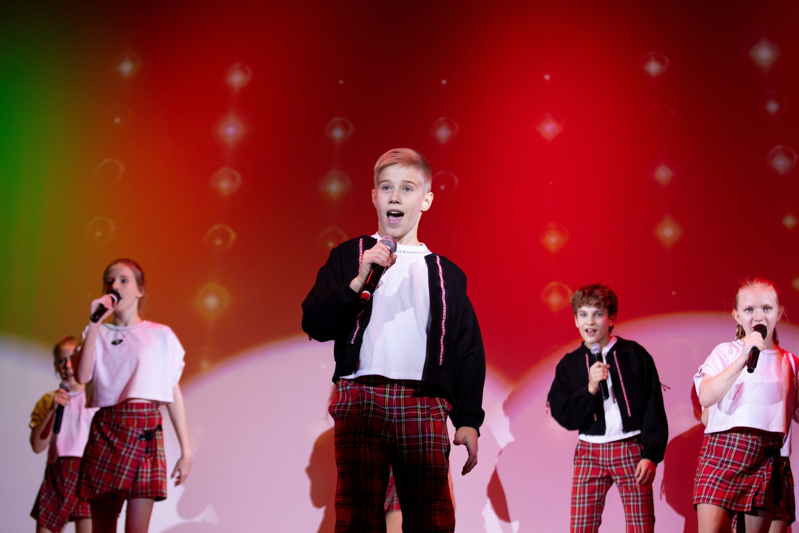 Отчетный концерт студии «Барбарис'. Фотограф в Новосибирске Ася Зверева